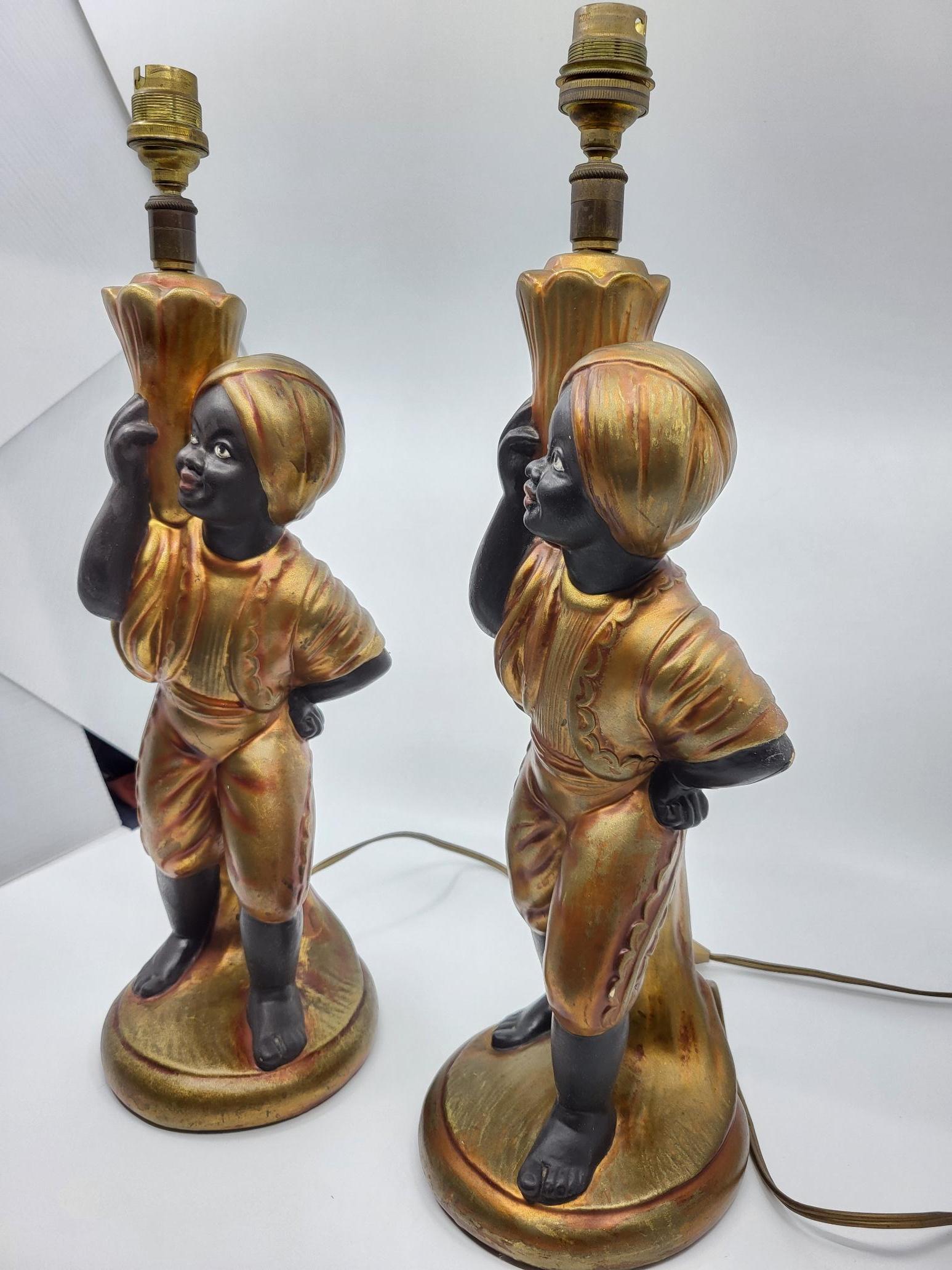 Duo de lampes Nubiens en céramique polychrome JP créations Francais Vintage For Sale 3