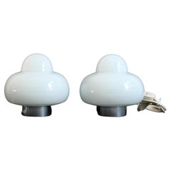 DUO /// Mid Century modern white Glass Table Lamp Italy 1970s. (16x16x16cm).