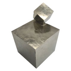 Duo aus kubischen Pyriten aus Spanien, Navajun. Ungewöhnlich perfekter Würfel