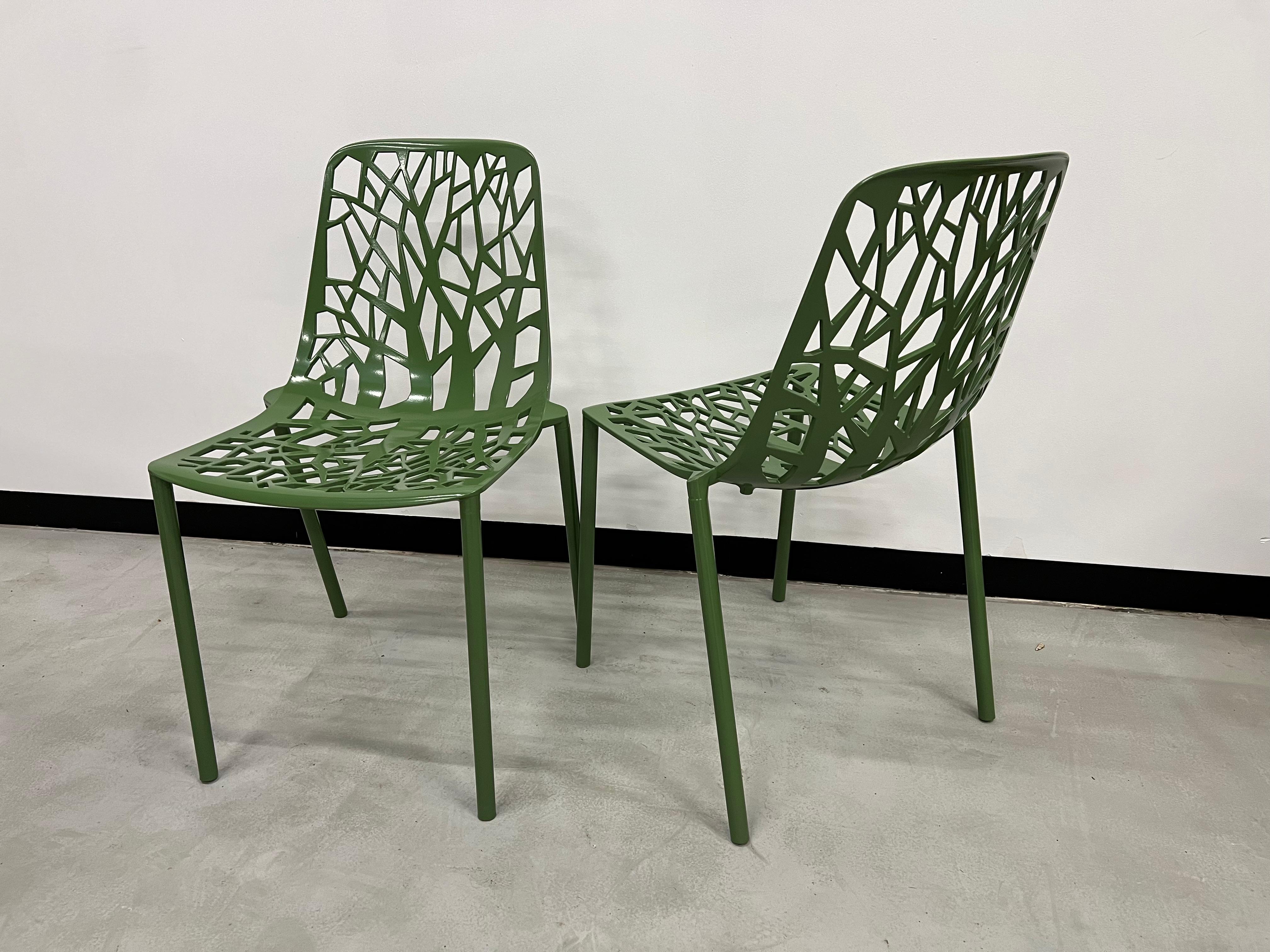 Duo of Fast Forest chairs In Excellent Condition For Sale In LYON, FR