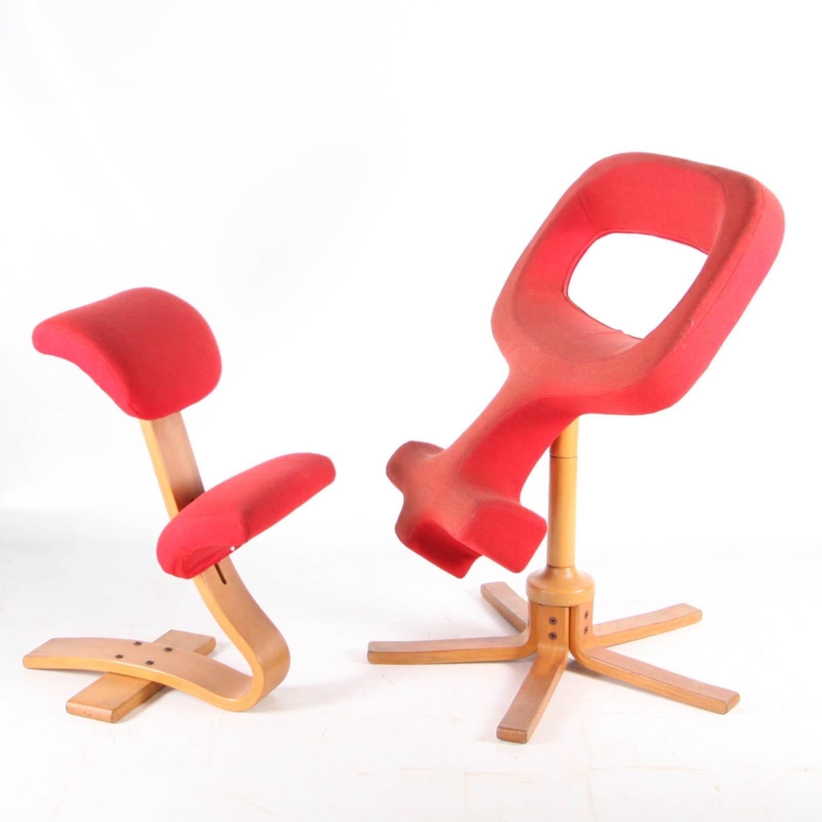 Late 20th Century Duo of Peter Opsvik chairs For Sale