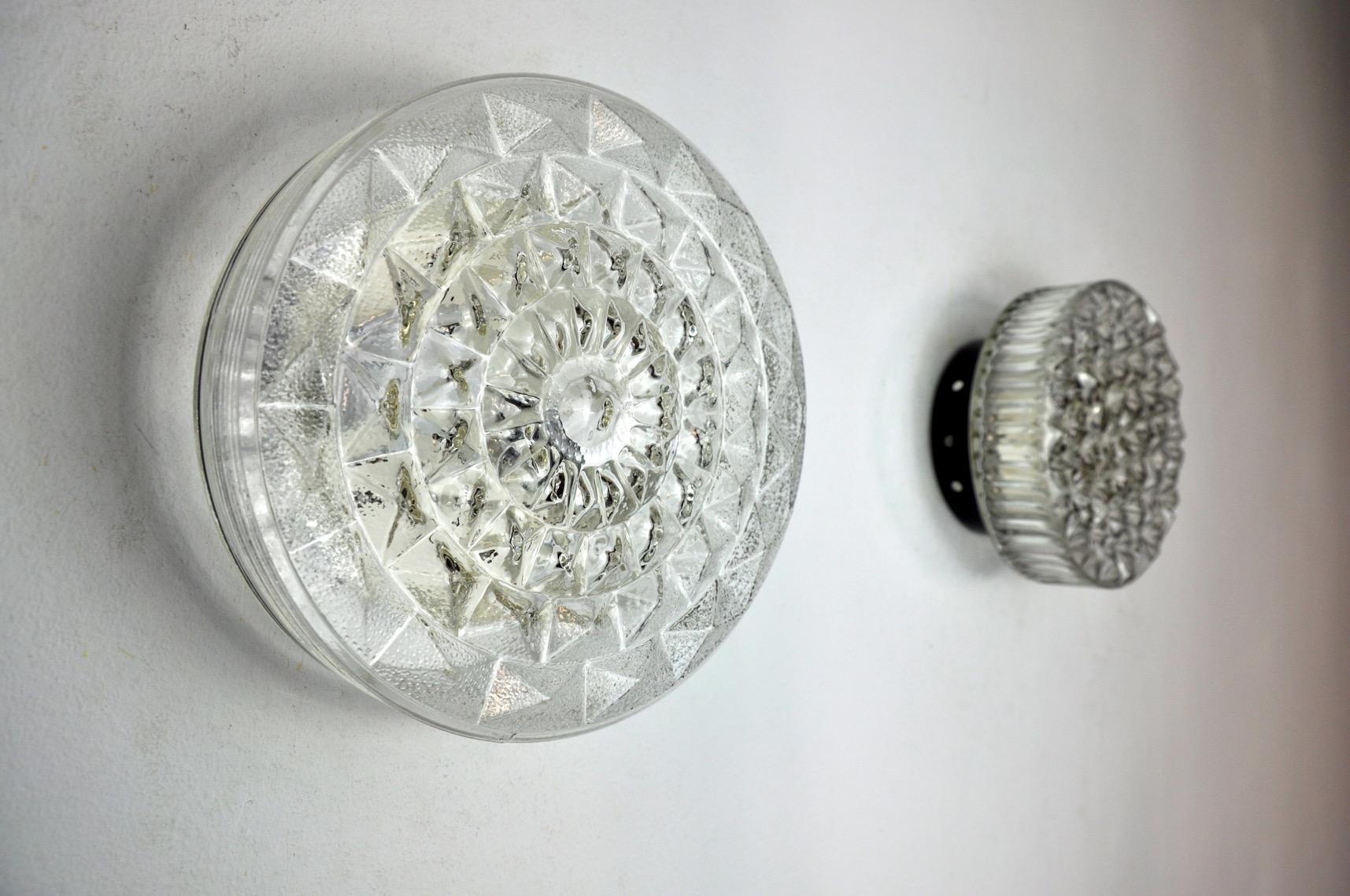 Duo of Wall Lamps Peris Andreu, Cut Glass, Spain, 1970 In Good Condition For Sale In BARCELONA, ES