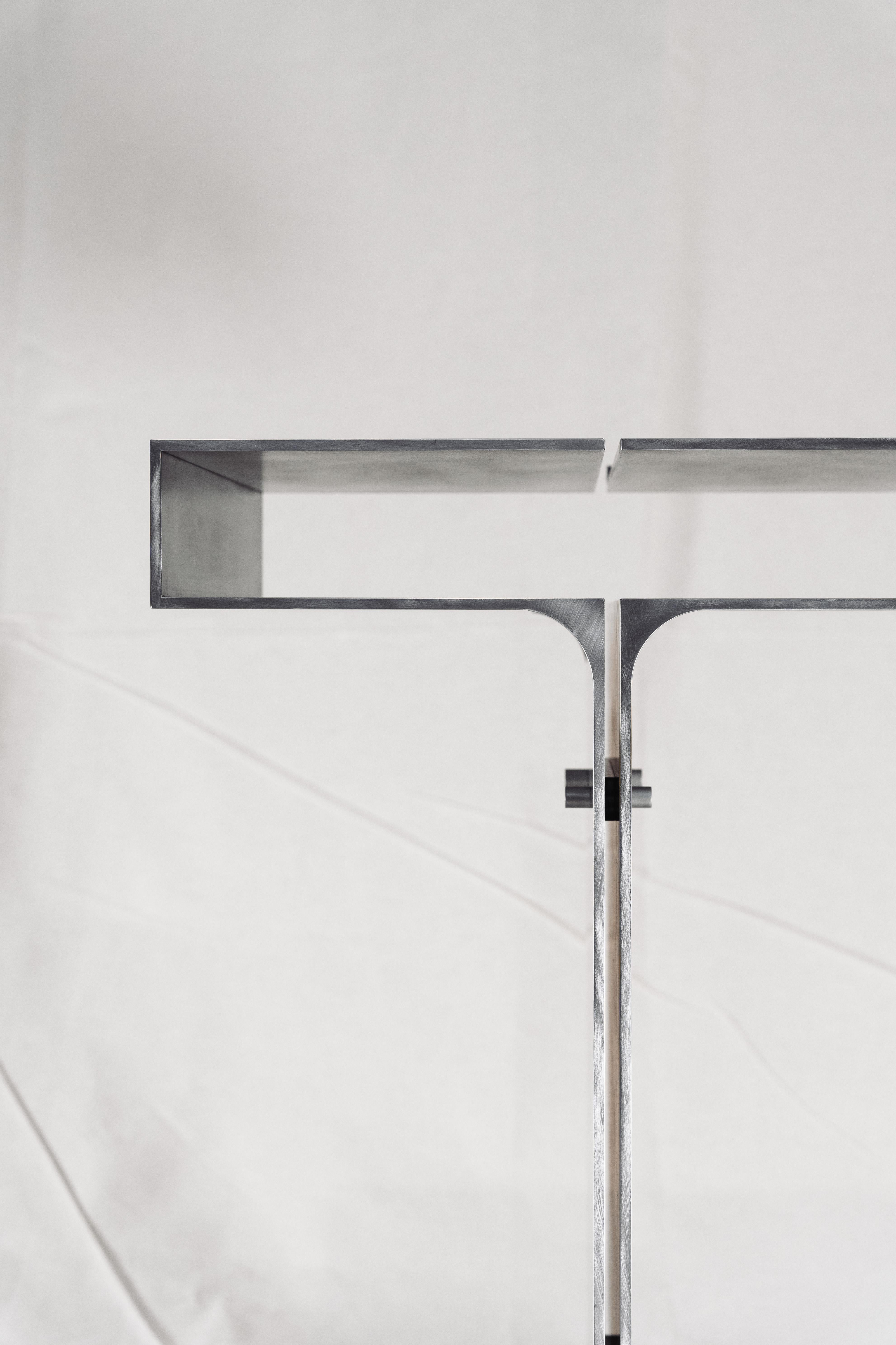 Allemand Table d'appoint Duo Simplicia de Justus Knut Schomann en vente
