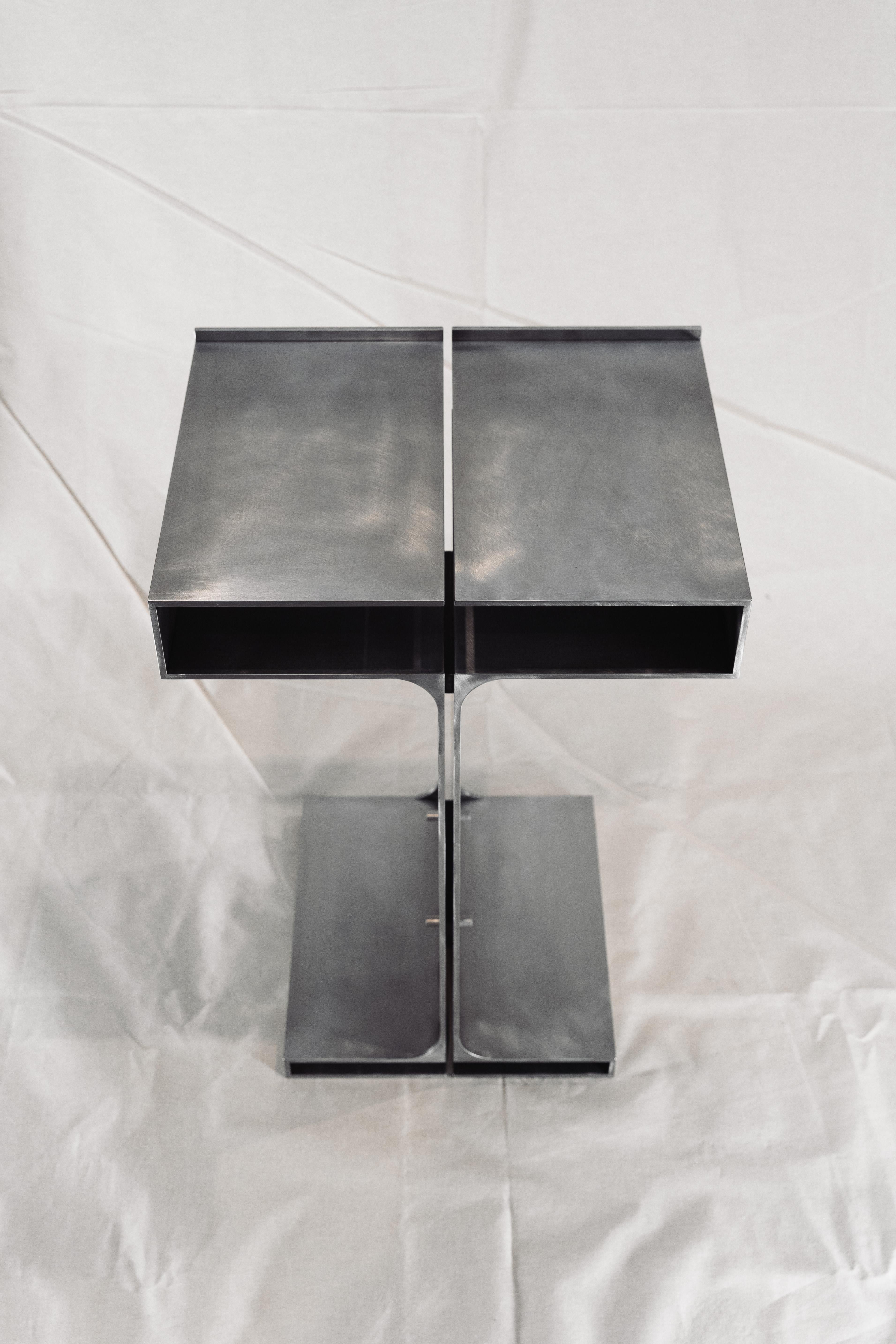 XXIe siècle et contemporain Table d'appoint Duo Simplicia de Justus Knut Schomann en vente