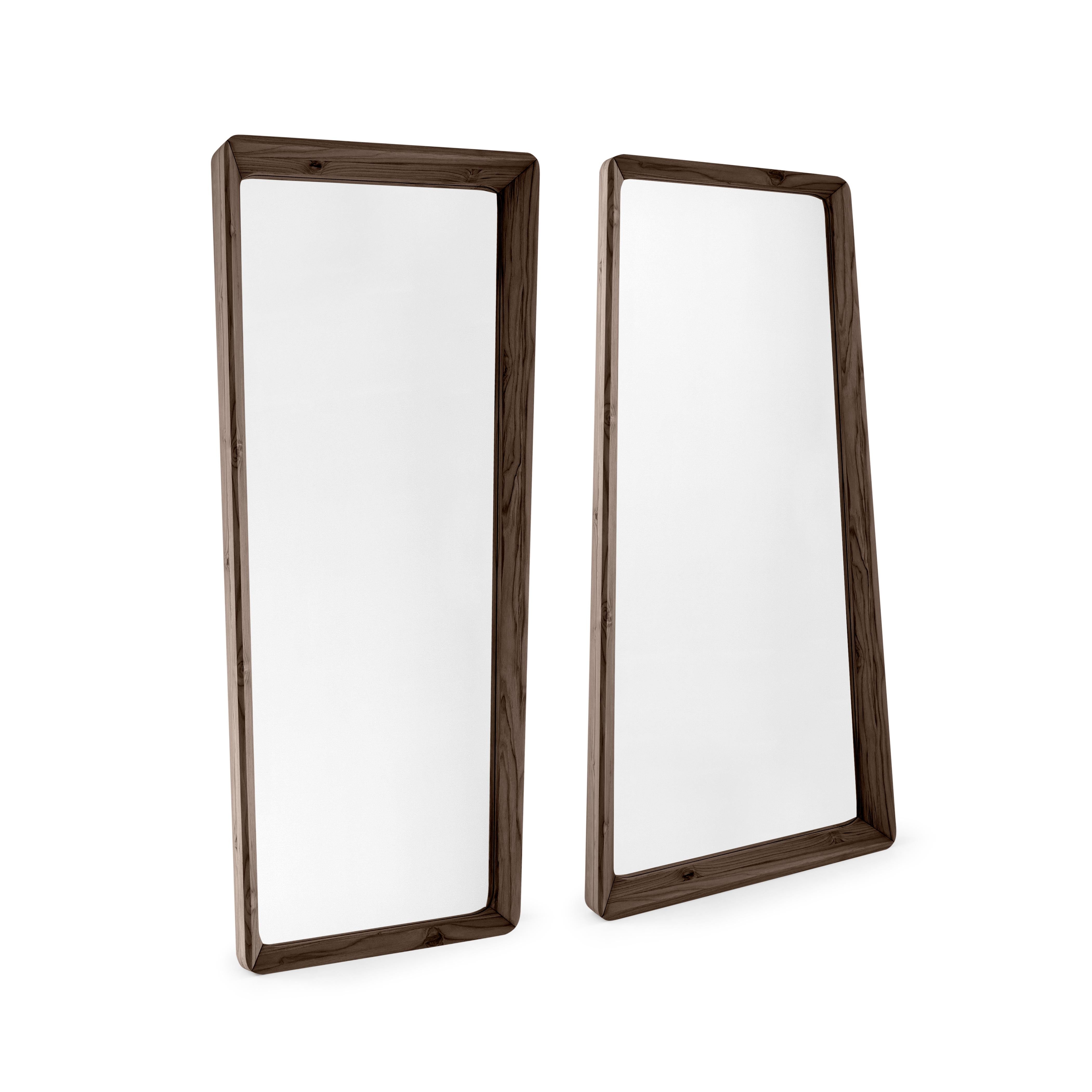 The Duomo full-length mirror adds refinement and elegance to any environment. The walnut solid wood finish frame with soft corners gives the Duomo its own identity. This mirror was designed by our amazing Uultis Design team in order to use this