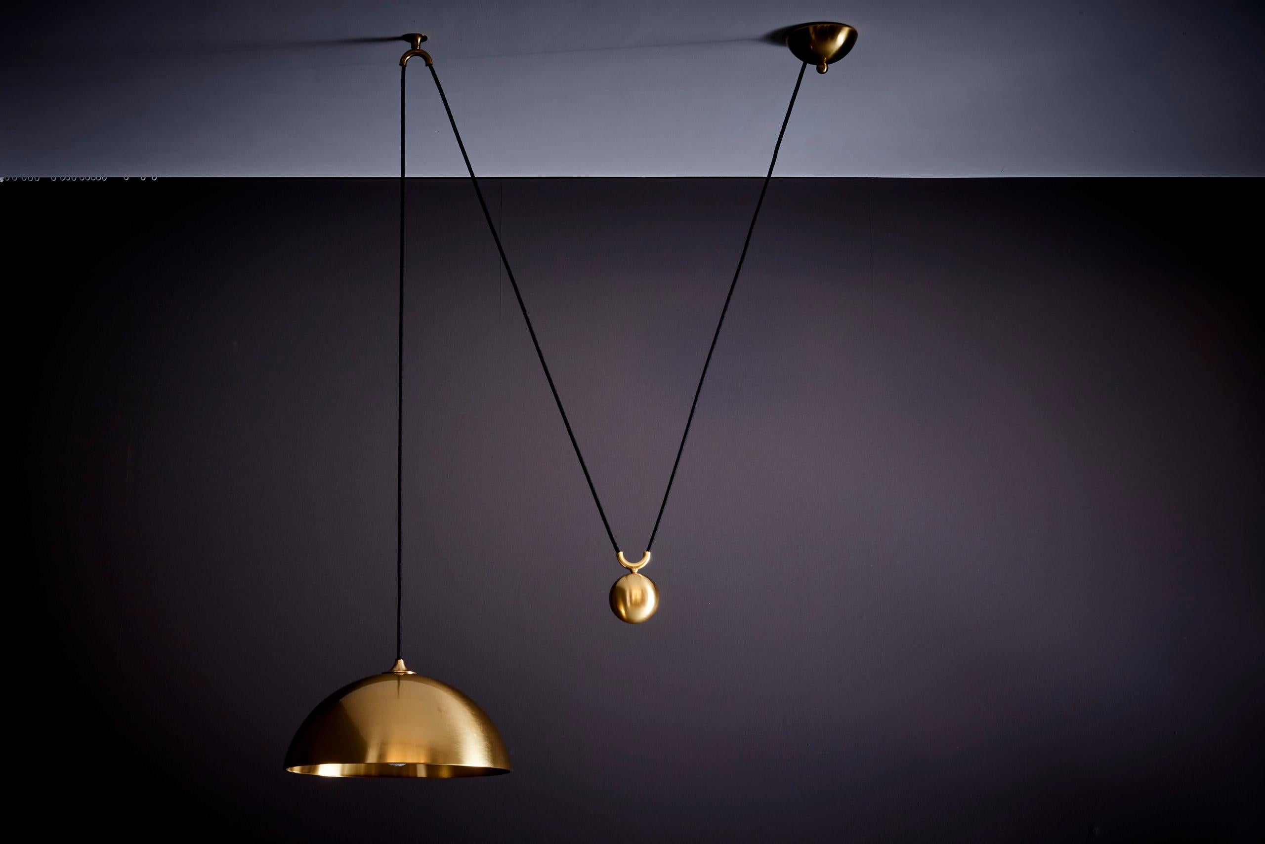 Mid-Century Modern DUOS 36 Pendant Lamp with Side Pull in Brass by Florian Schulz, Germany For Sale