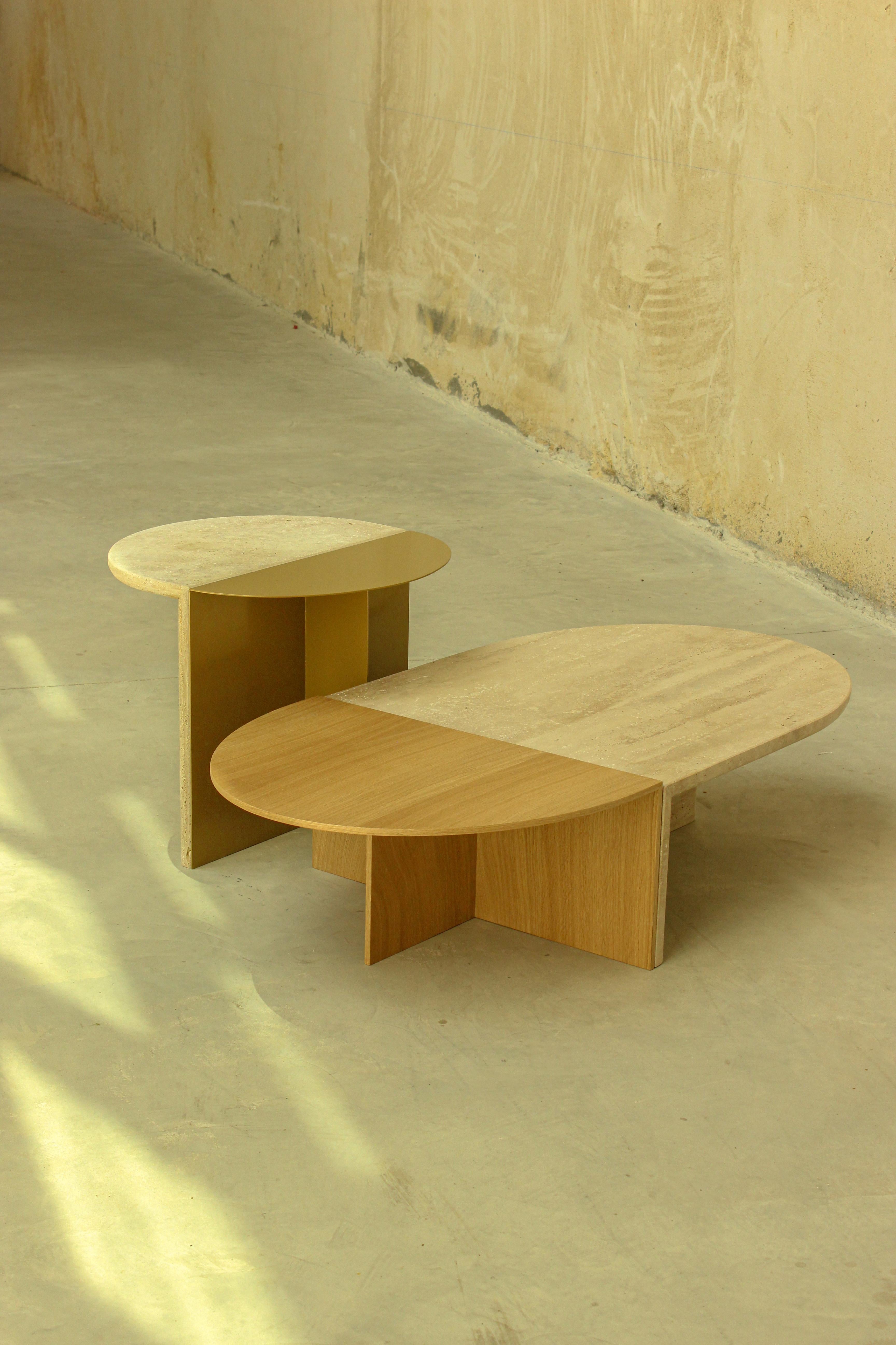 Postmoderne Table d'appoint Duplex laquée lilas de Mambo Unlimited Ideas en vente