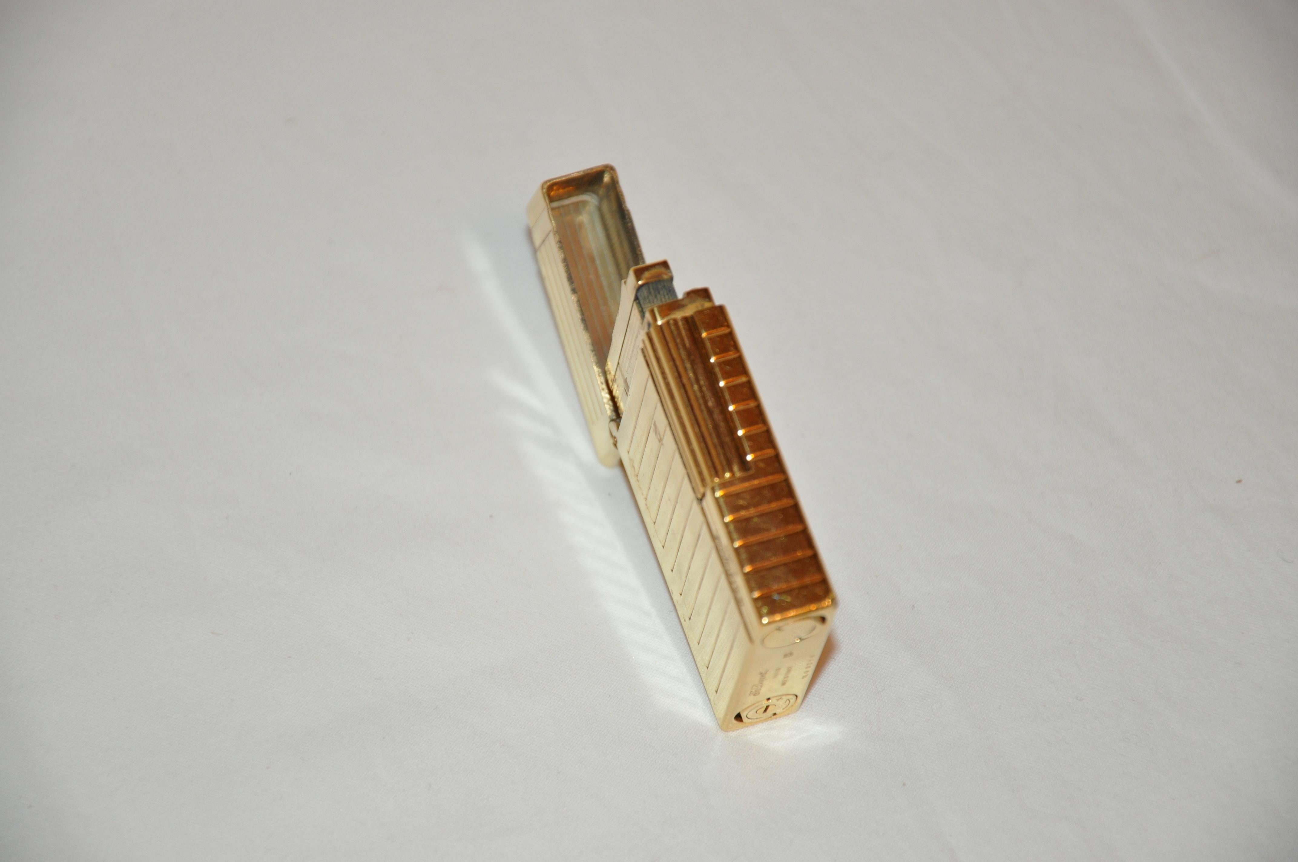 Dupont 18k Yellow Gold Lighter in Original Box For Sale 5