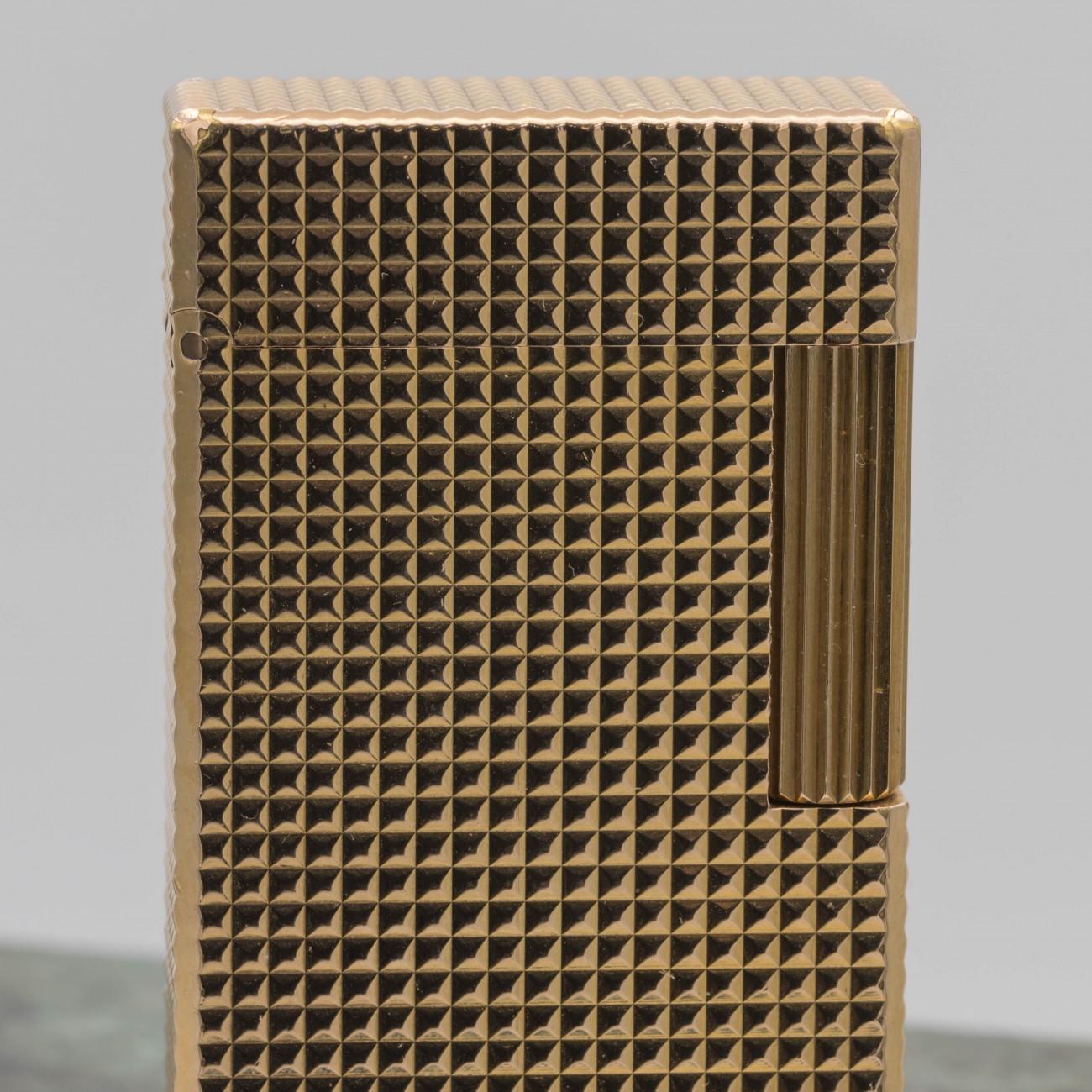 Briquet de poche Dupont plaqué or, vers 1975 8