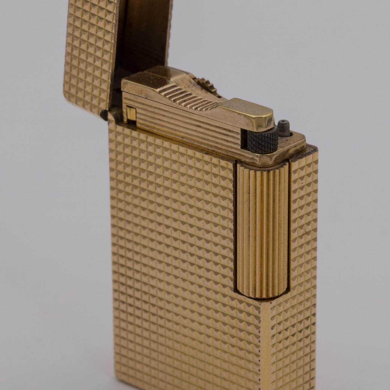 Briquet de poche Dupont plaqué or, vers 1975 10