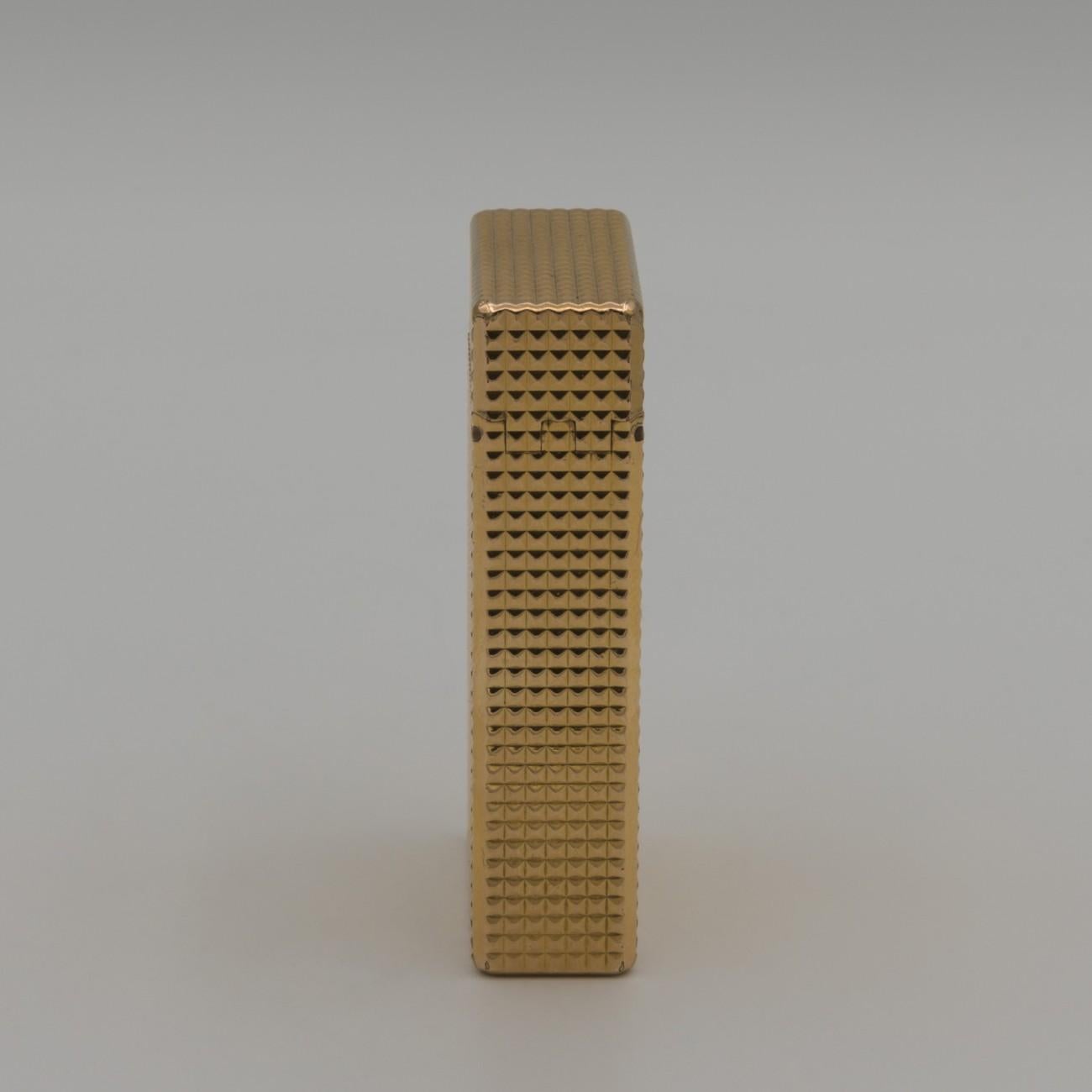 Plaqué or Briquet de poche Dupont plaqué or, vers 1975