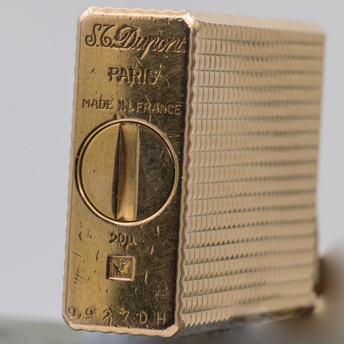 Briquet de poche Dupont plaqué or, vers 1975 2
