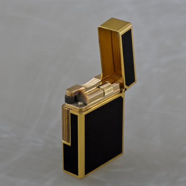 Dupont 'Laque De Chine' Pocket Lighter, circa 1980 at 1stDibs