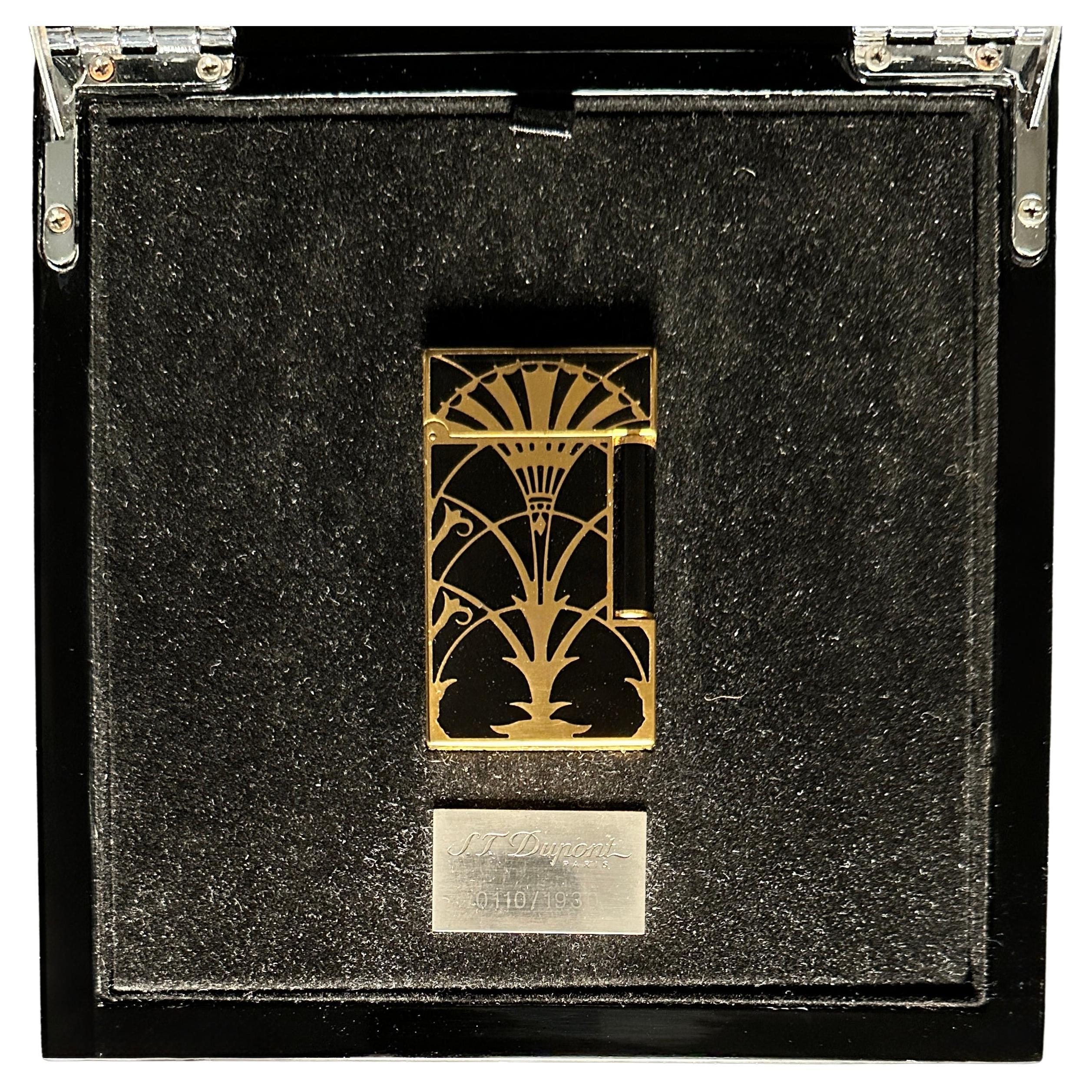 Dupont Ligne 2 Lacquer American Art Deco (Chrysler Building) Lighter