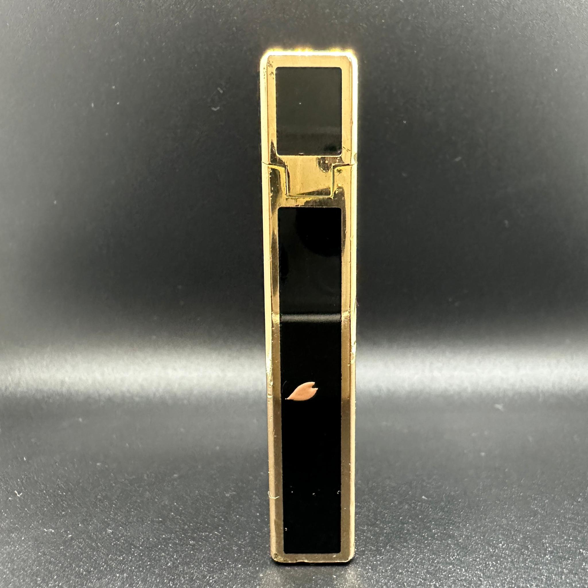 Dupont Maki-E (蒔絵, Samurai Gold Plated and Lacquer Rare Lights Excellent état à New York, NY