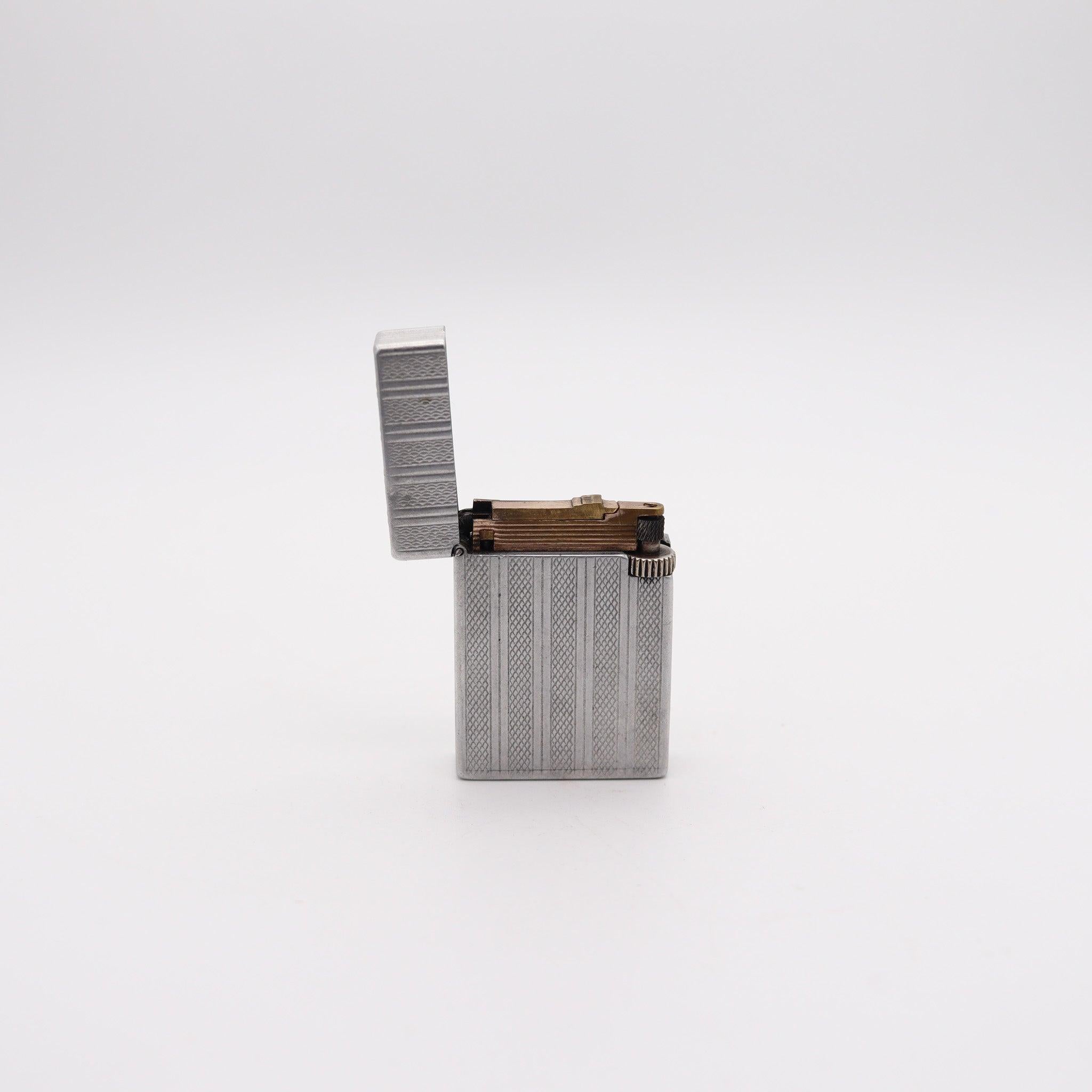 Art Deco DUPONT Paris 1940-1945 Deco Petrol Pocket Lighter In Solid Aluminum For Sale