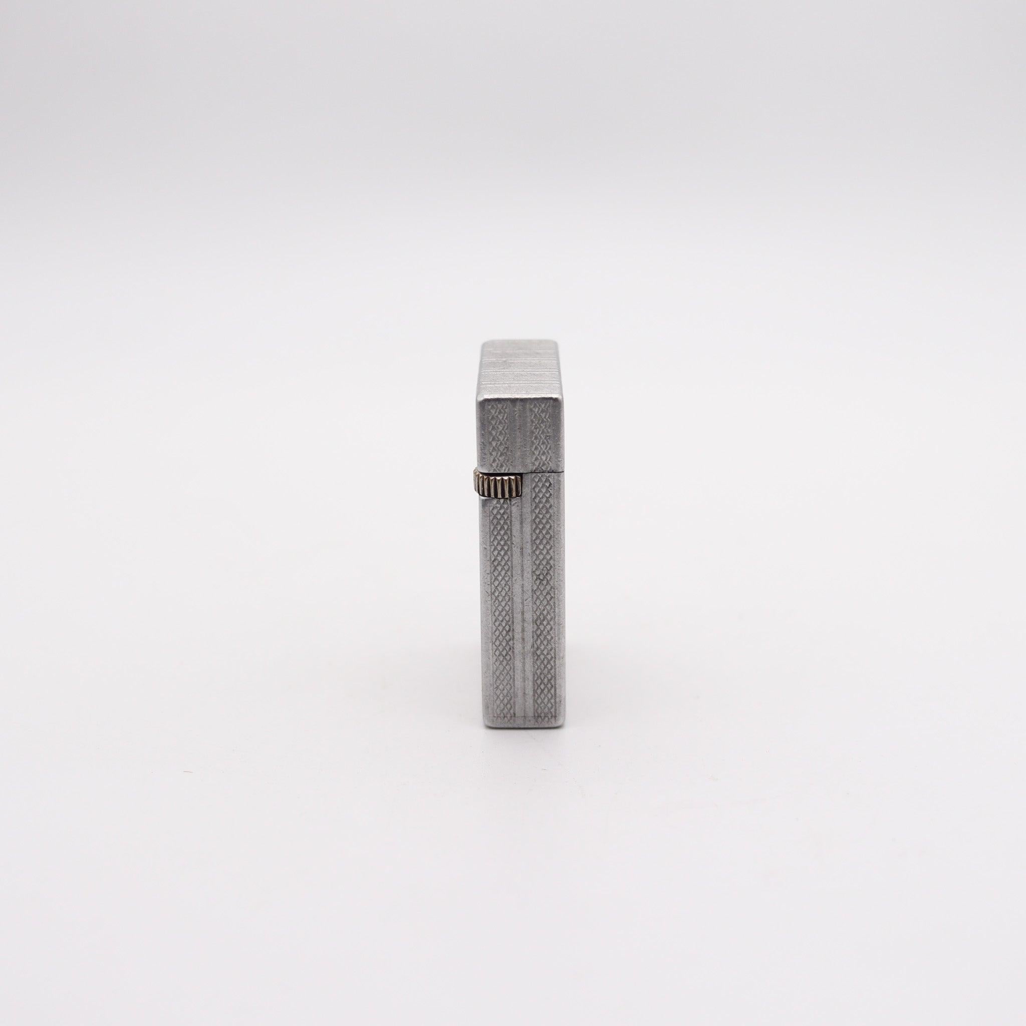 Polished DUPONT Paris 1940-1945 Deco Petrol Pocket Lighter In Solid Aluminum For Sale