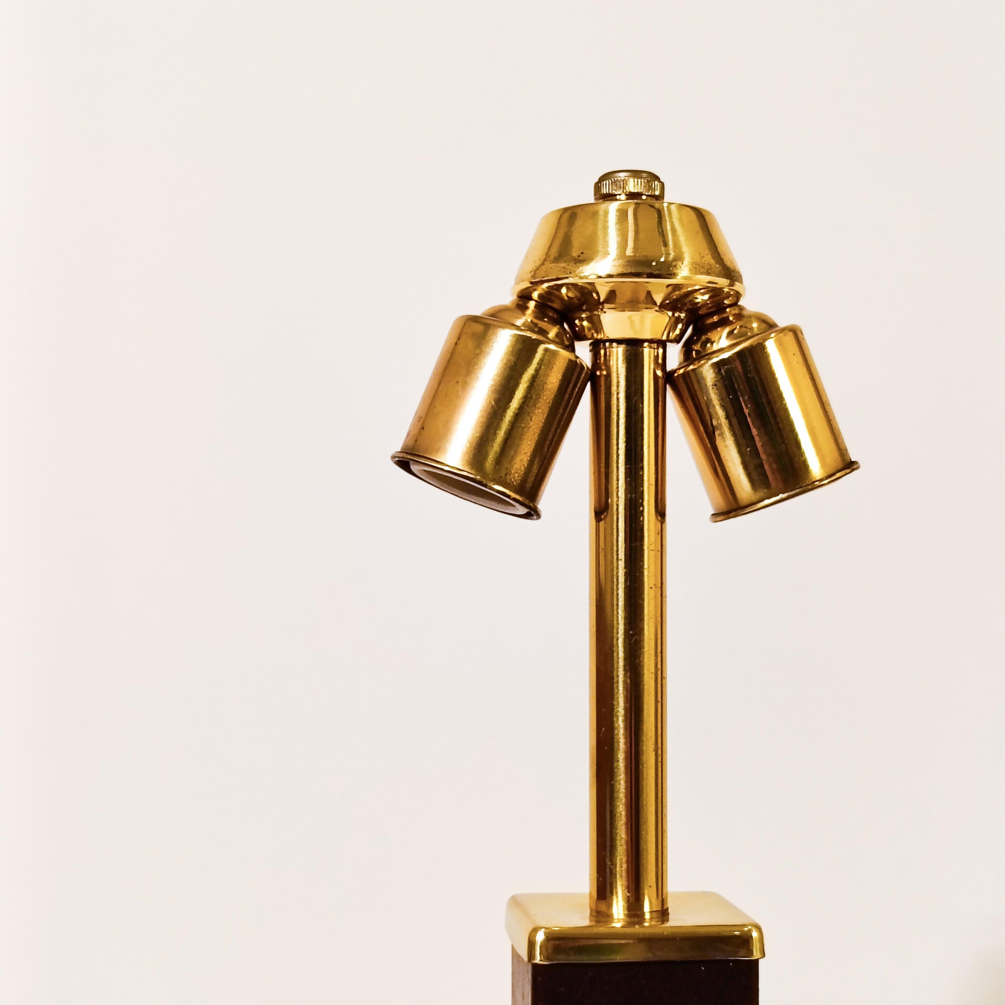 Dupré-Lafon. Art Deco and Hollywood Regency style table lamp, France, 1960s For Sale 9