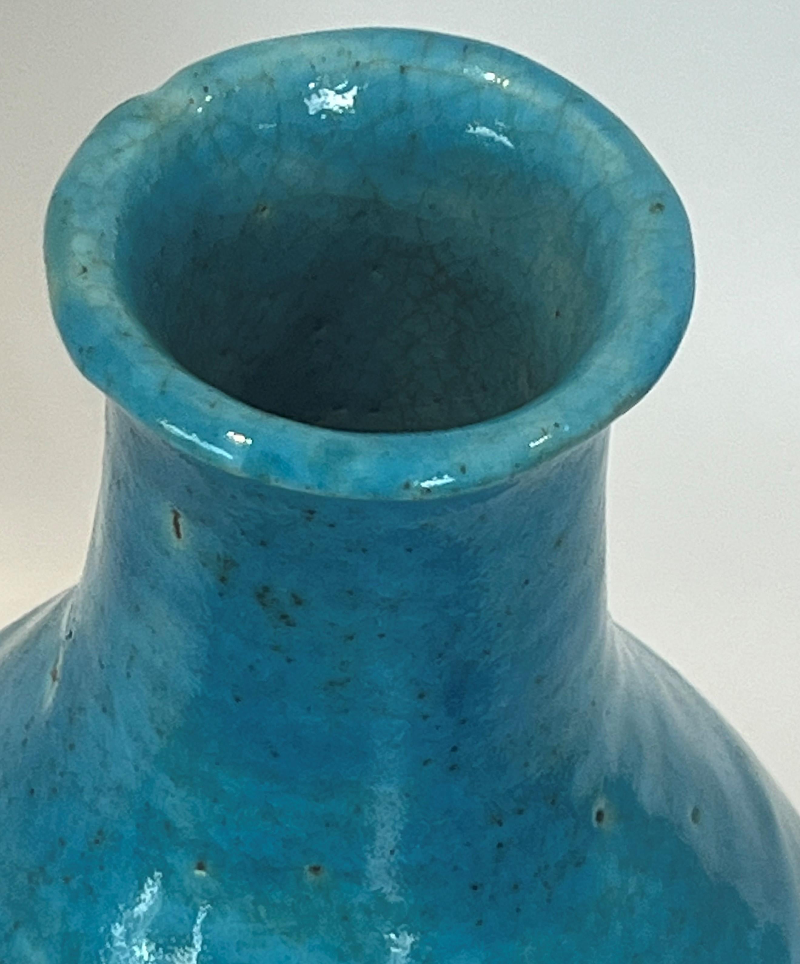 Durant Kilns Leon Volkmar Tall Vase Egyptian Faience Glaze, Arts and Crafts In Fair Condition In Mobile, AL