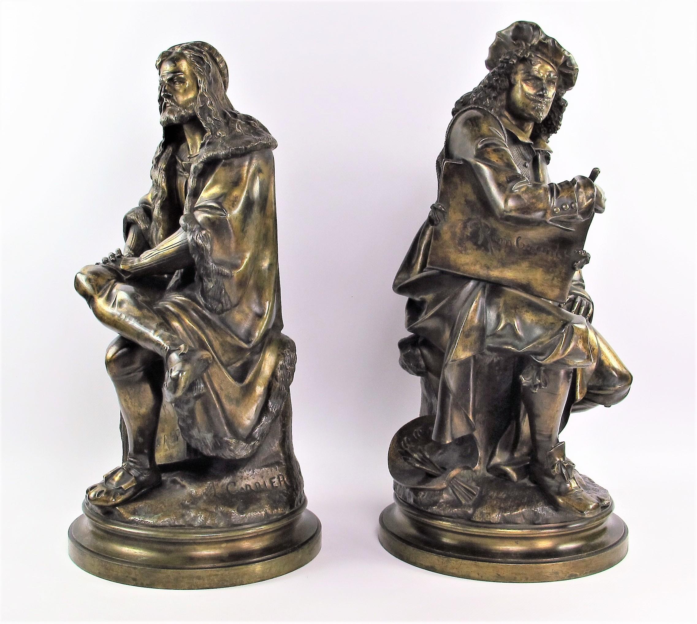 Pair of bronze sculptures with nuanced patina representing great artistic figures, Albrecht Dürer (German designer, engraver and painter) and Van Rijn Rembrandt (Dutch painter) Respectively, they have an inordinate amount of detail, the hands are
