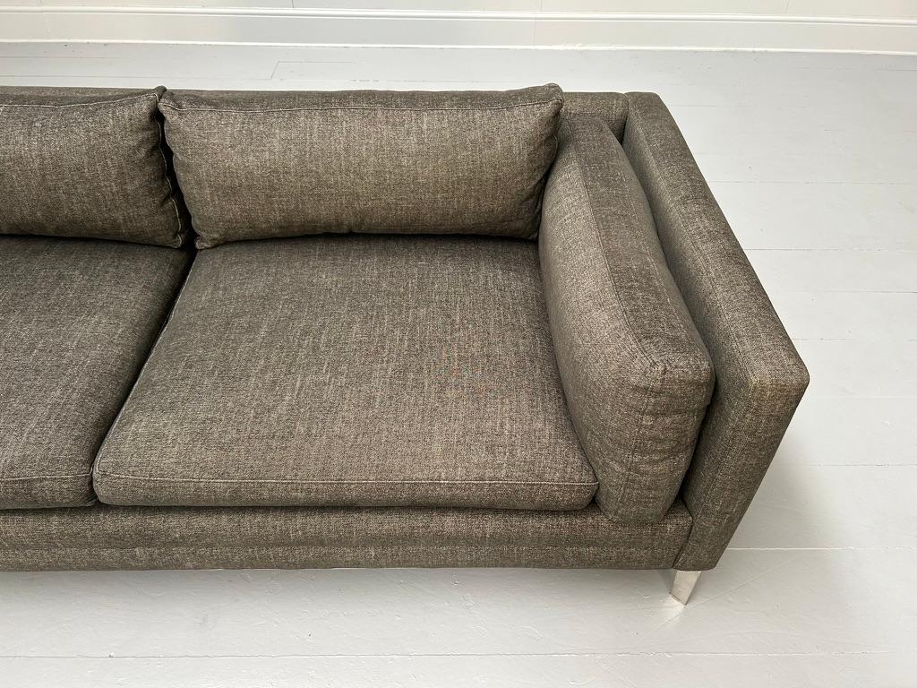 Duresta For Matthew Williamson “Minnelli” 2.5-Seat Sofa – In Brown Woven Linen For Sale 4