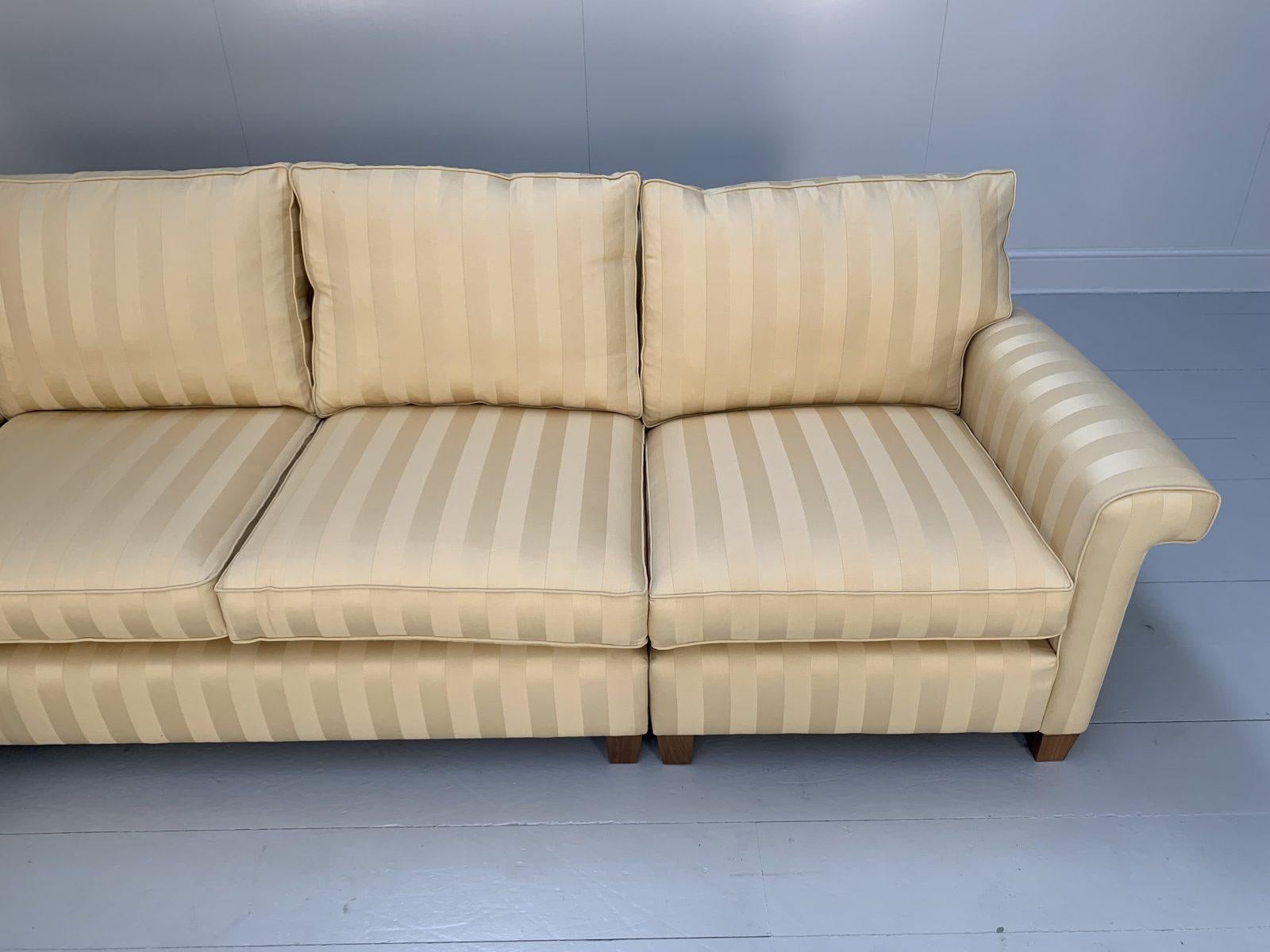 Duresta “Haywood” 4-Seat L-Shape Sofa – In Gold Stripe Fabric In Good Condition For Sale In Barrowford, GB