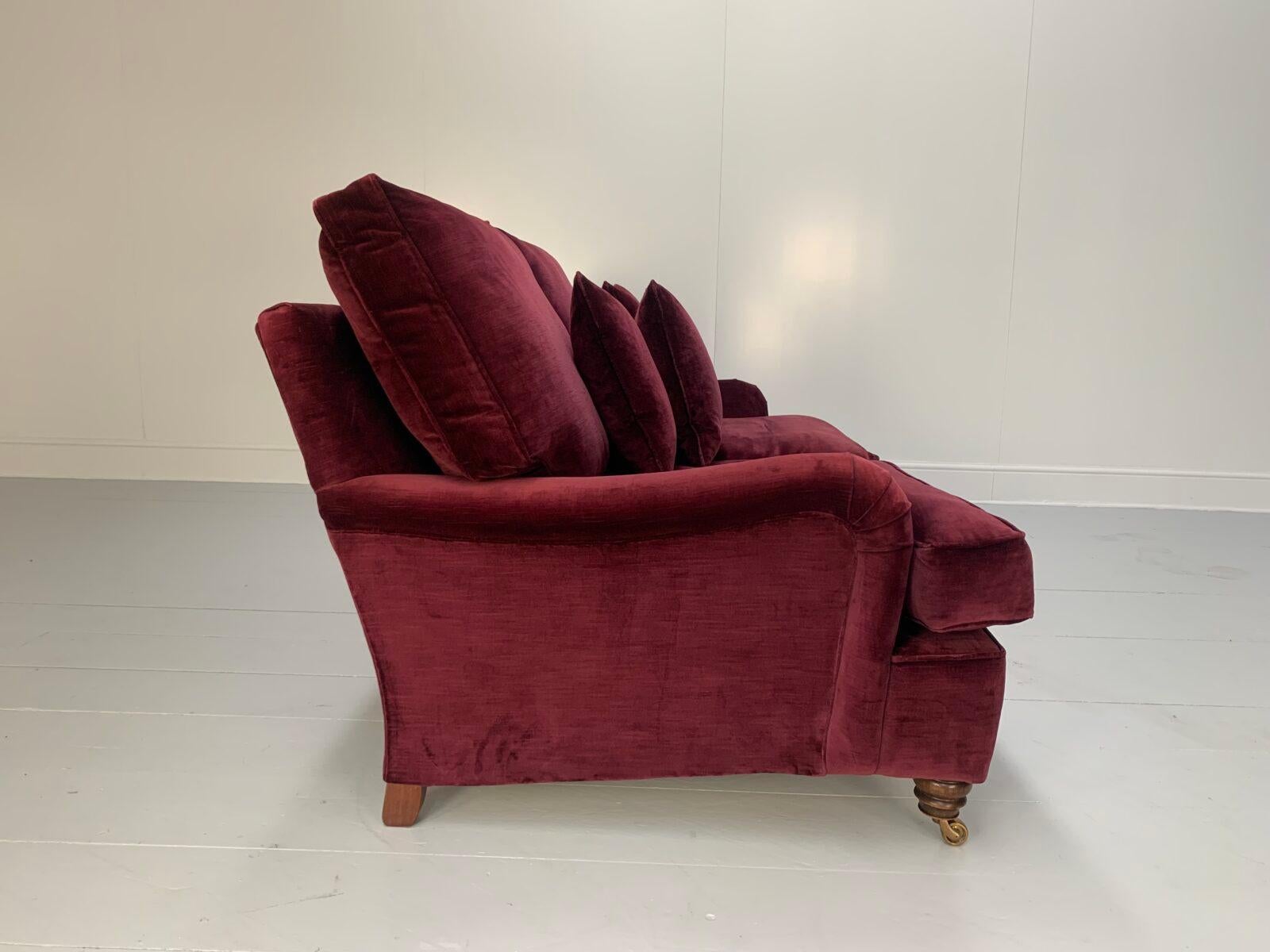 Duresta “Lansdowne” 2-Seat Sofa – In Brianza Velvet In Good Condition In Barrowford, GB