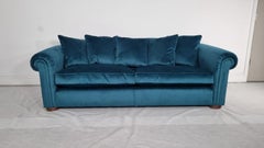 Duresta Maximus Grande English Three-Seater Sofa in Luxurious Teal Velvet