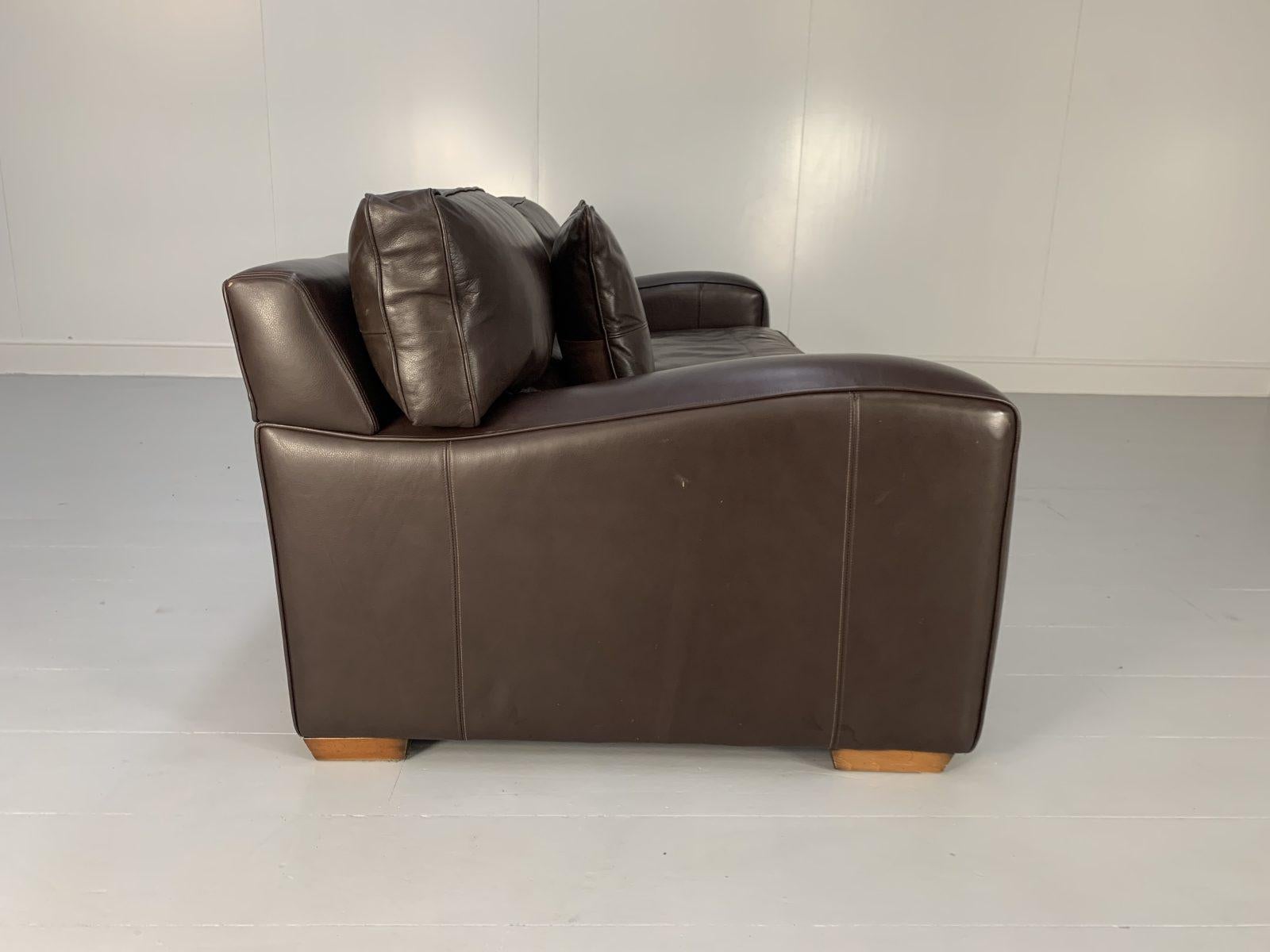 Duresta “Panther” Grand 3-Seat Sofa, in Dark Brown Leather In Good Condition For Sale In Barrowford, GB
