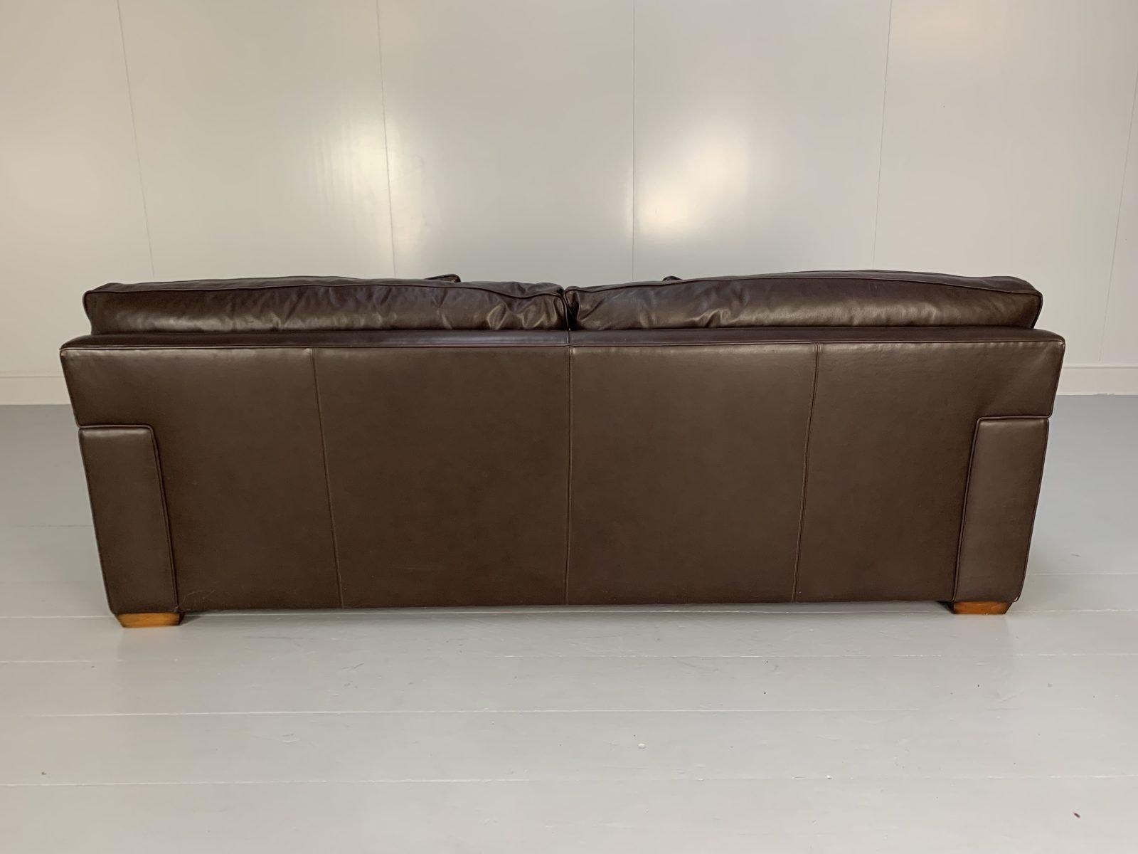 Contemporary Duresta “Panther” Grand 3-Seat Sofa, in Dark Brown Leather For Sale