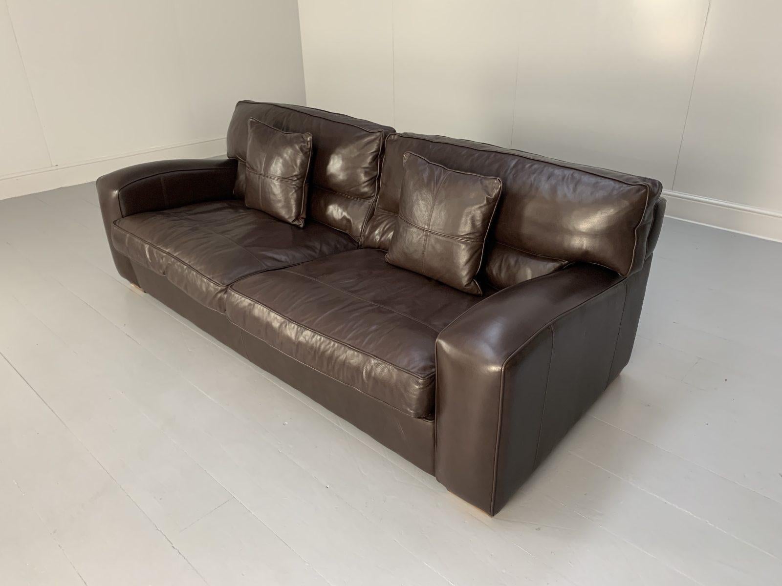 Duresta “Panther” Grand 3-Seat Sofa, in Dark Brown Leather For Sale 3