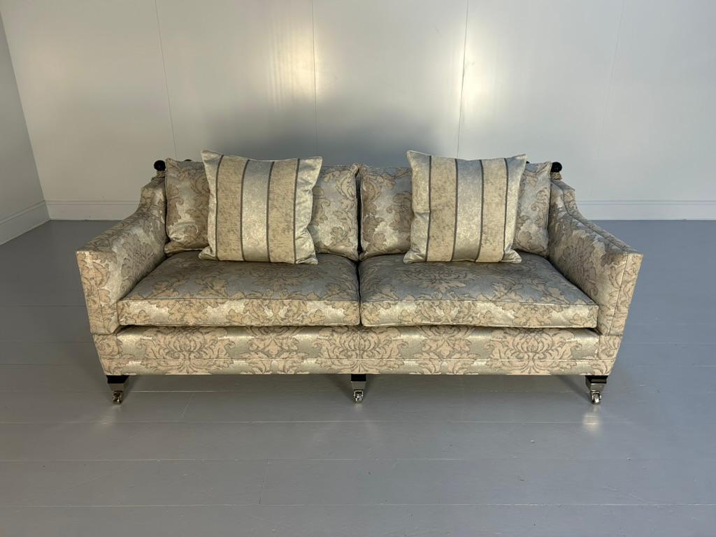 Canapé et fauteuil Trafalgar de Duresta en damas métallique en vente 10