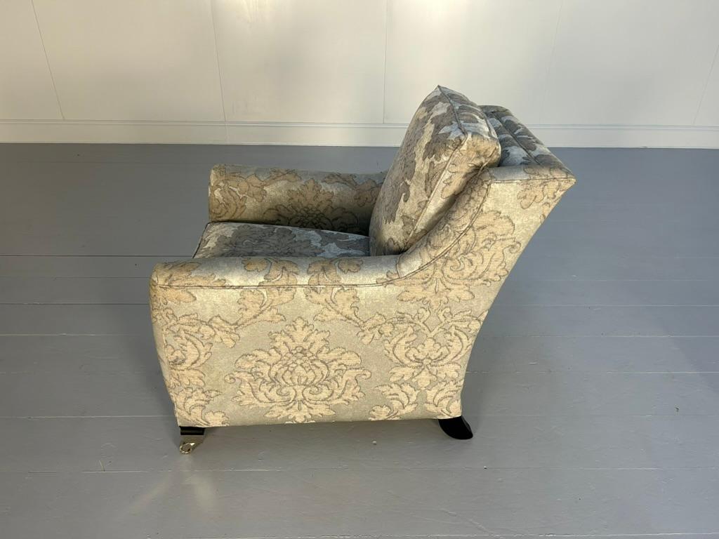 Damas Canapé et fauteuil Trafalgar de Duresta en damas métallique en vente