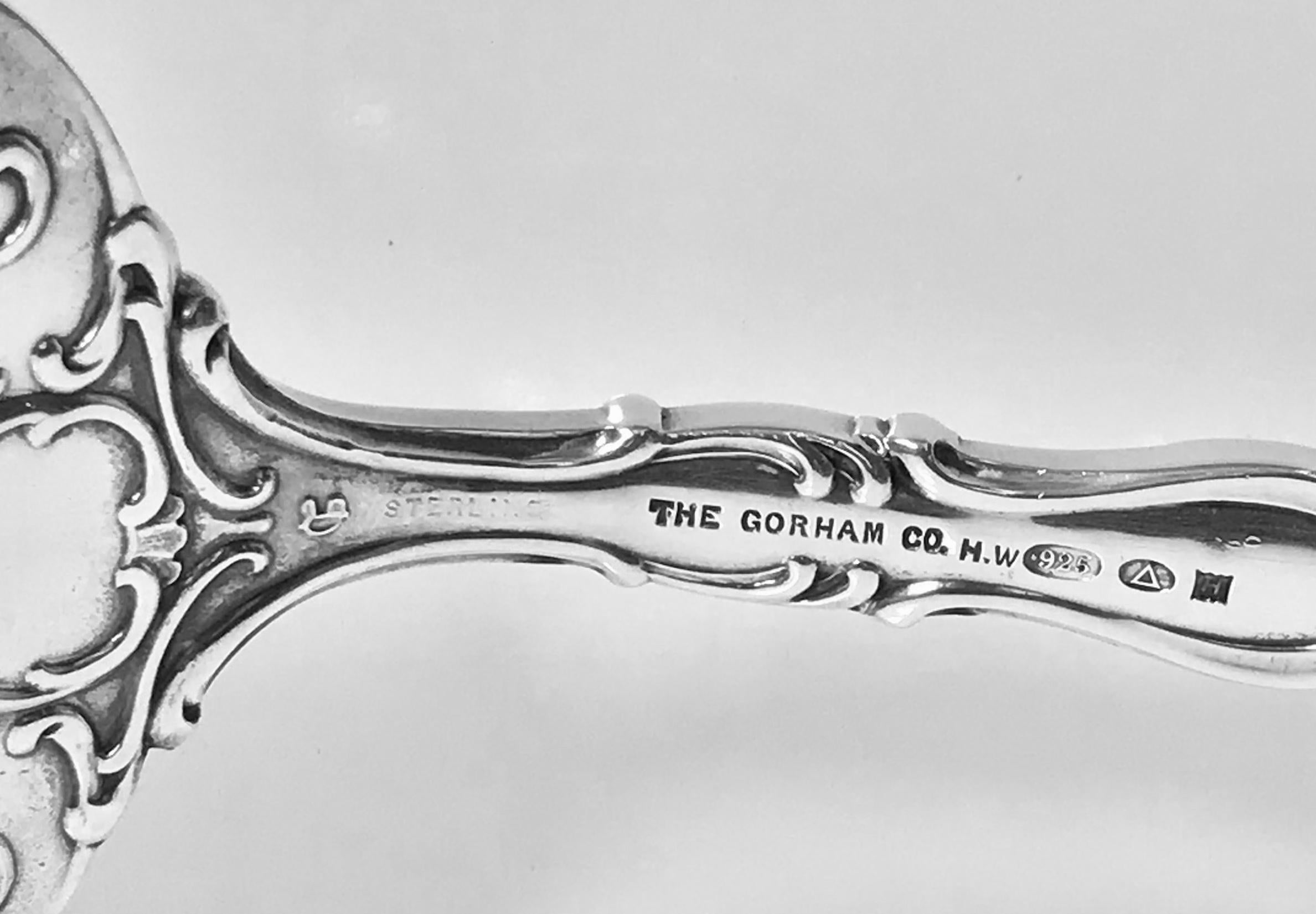 Durgin Gorham Fancy Regent Sterling Silver Asparagus Fork, circa 1910 In Good Condition In Toronto, Ontario