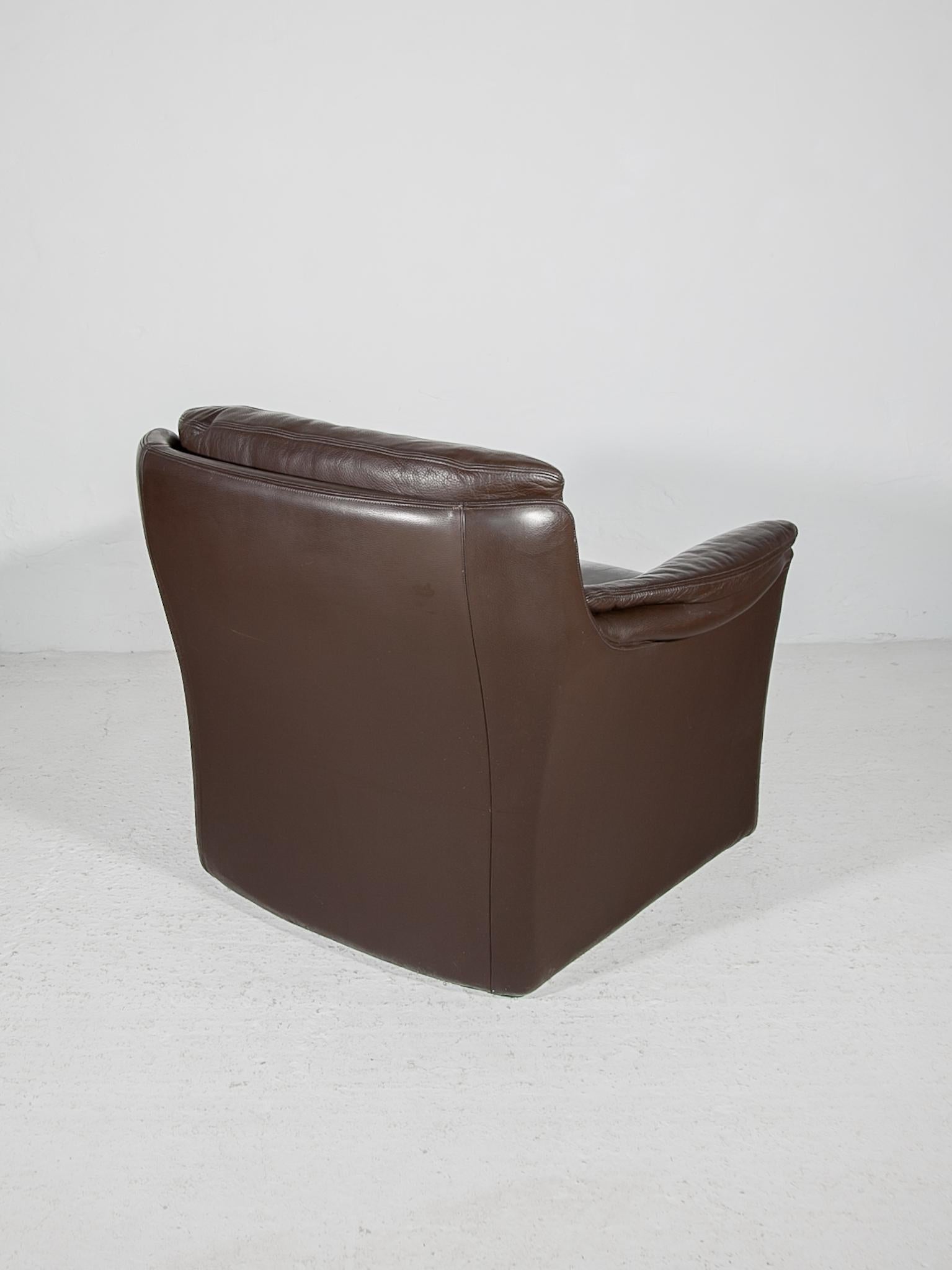 Belgian  Durlet Lounge Chair, Buffolo Brown Leather, 1970s For Sale
