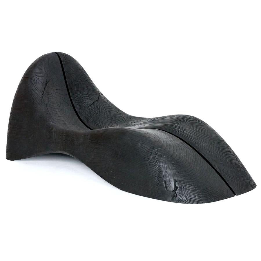 Bureau, chaise longue Vulcano noire en cèdre, conçue par Karim Rashid, fabriquée en Italie Neuf - En vente à Beverly Hills, CA