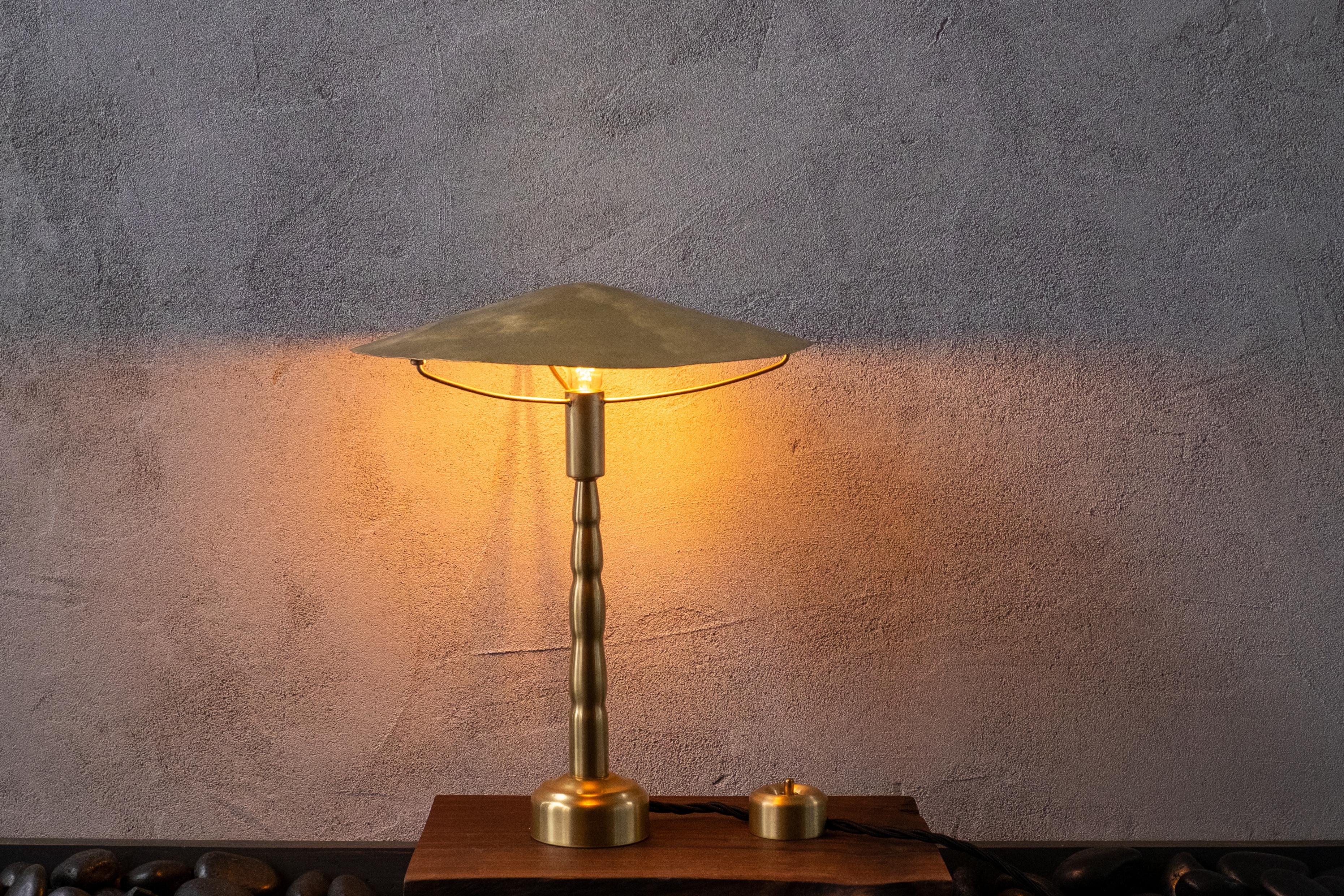 Carved Table Lamp by Jordan Hufnagel in solid brass For Sale