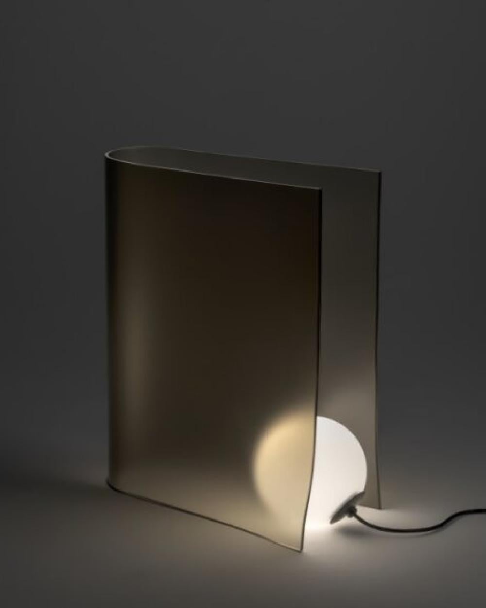 Lampe de table DUSK de Nendo pour Wonderglass en vente 1