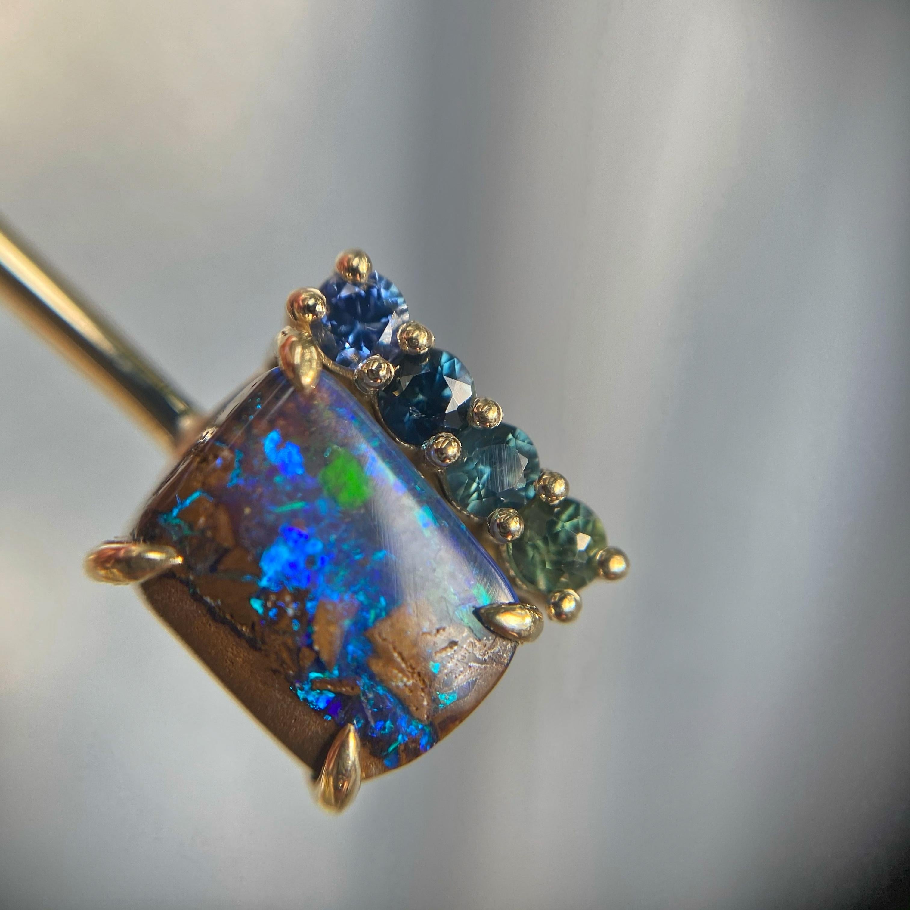 Pendants d'oreilles en or Dusk to Dreams Saphir et Opale violette par NIXIN Jewelry en vente 2