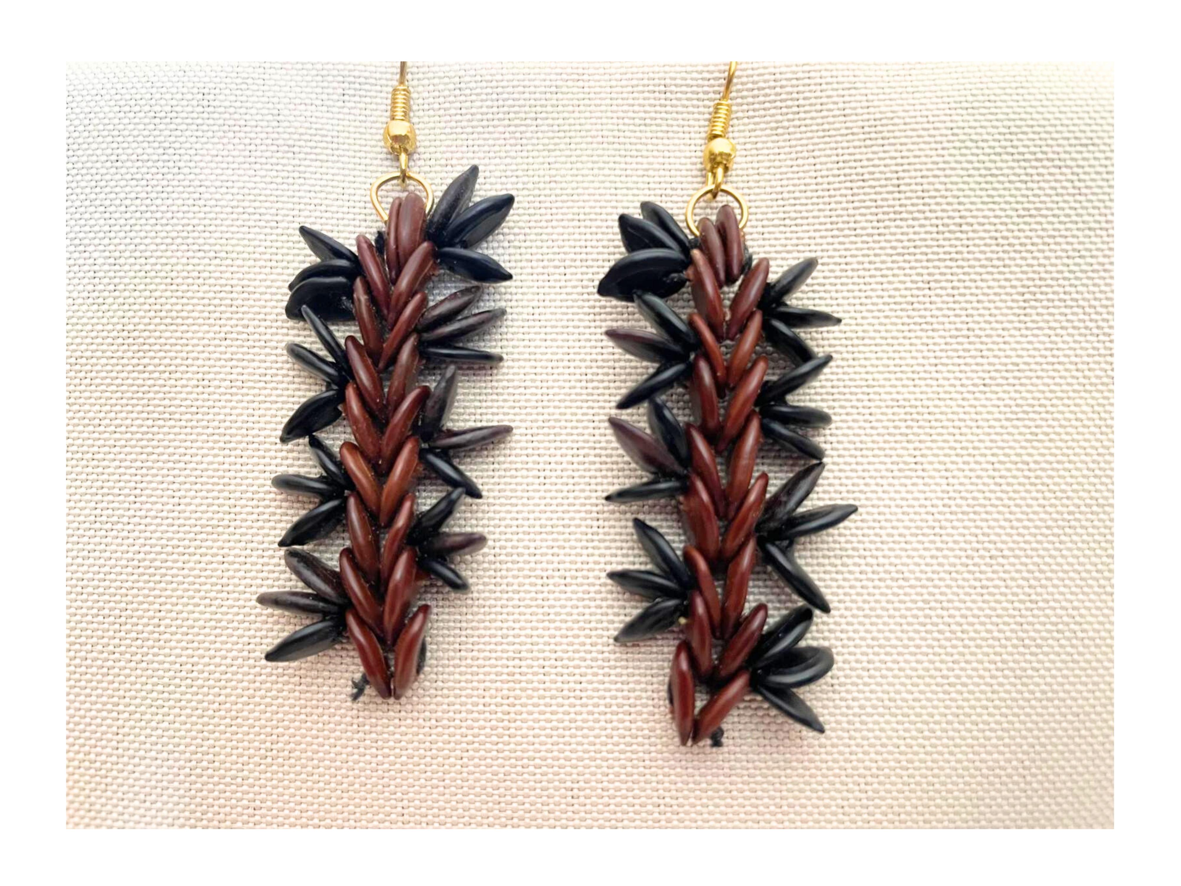 Dusky Petals Earrings In New Condition For Sale In Oxford, MD