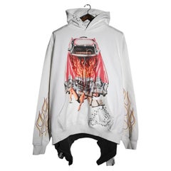 „Dust of Gods“ – Handbestickter Unisex-Hoodie in Anthrazit mit Sashiko-Stickerei