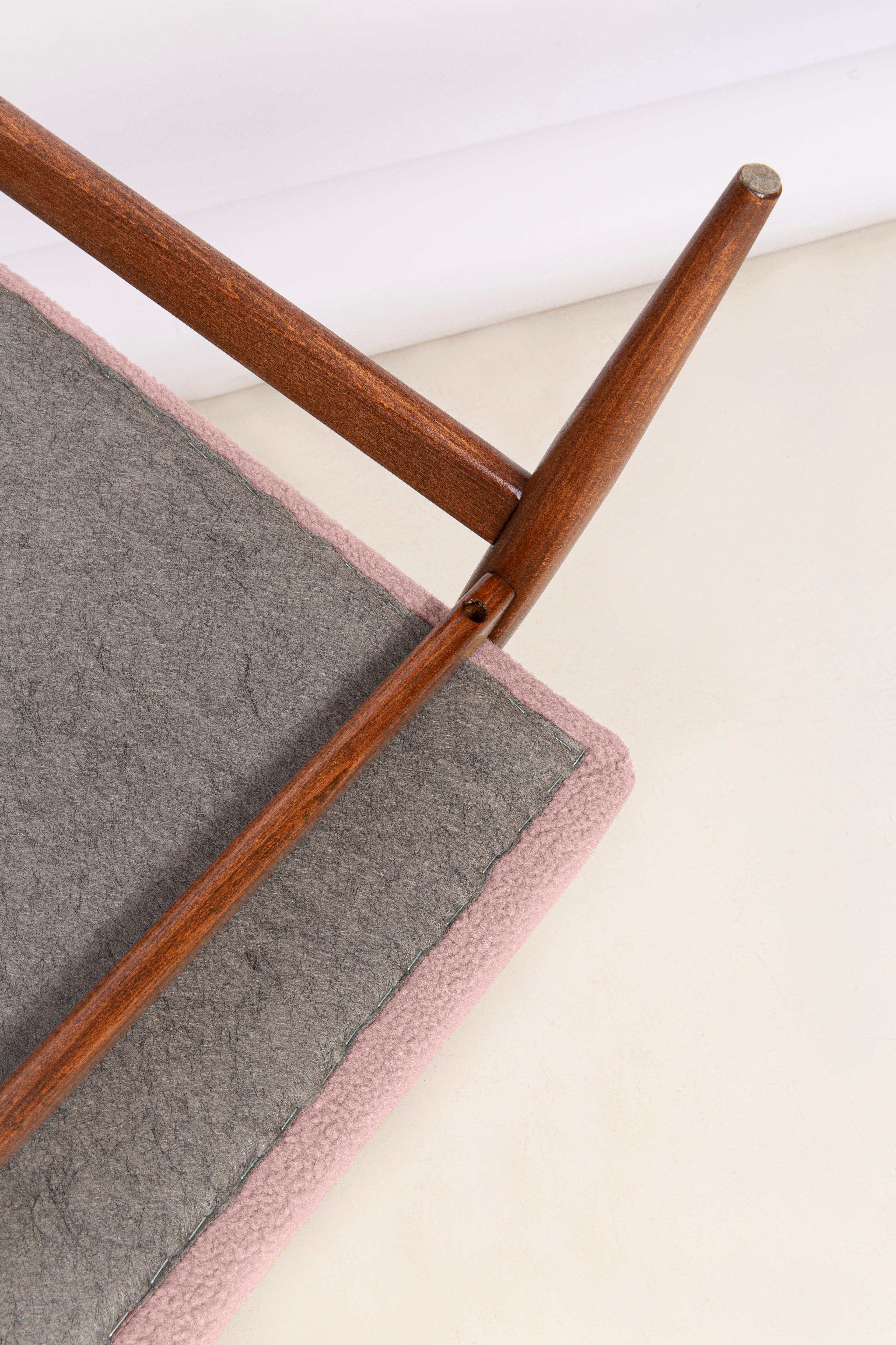 Dusty Pink Bouclé Dante Armchair, H. Lis, Europe, 1960s For Sale 3