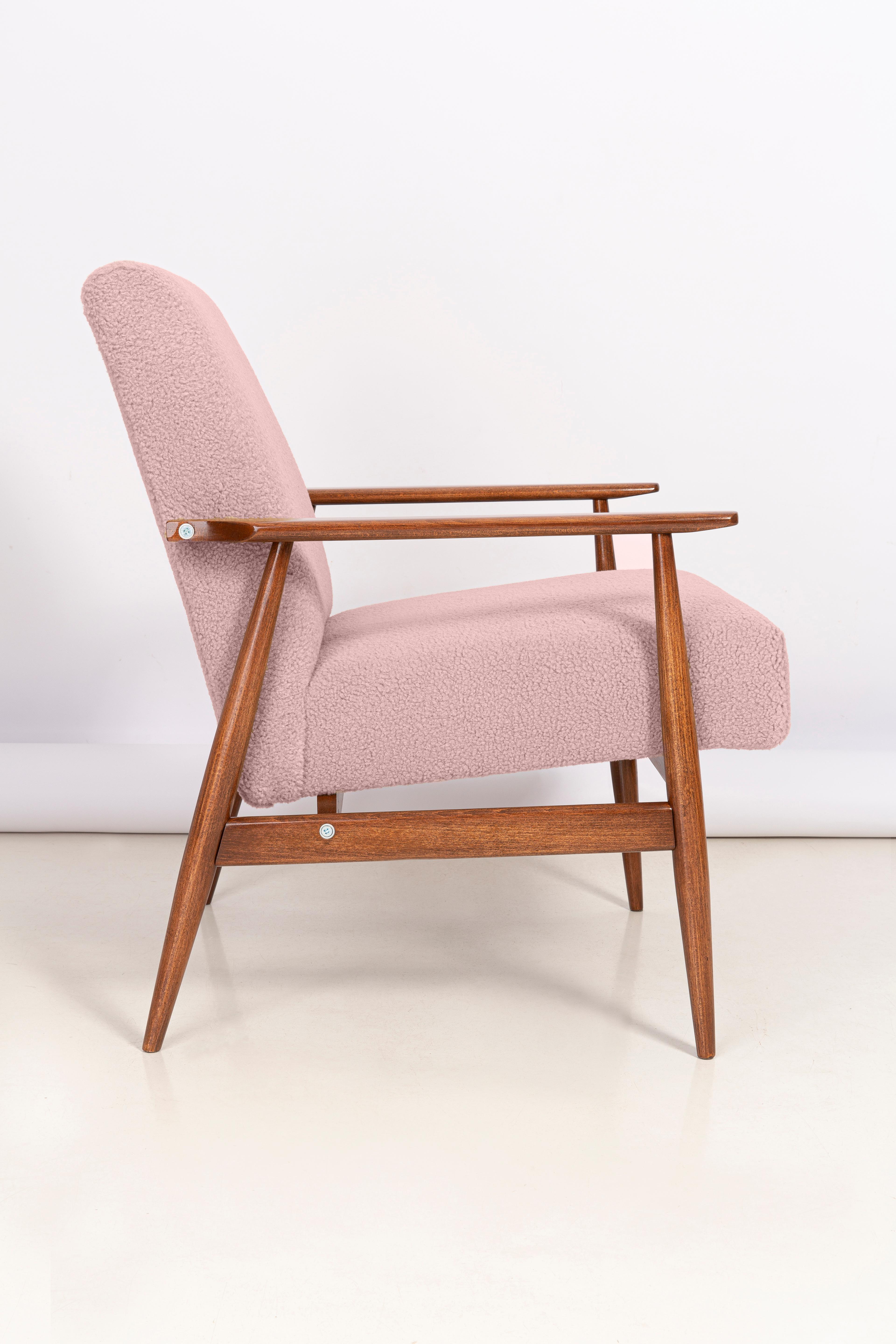 Hand-Crafted Dusty Pink Bouclé Dante Armchair, H. Lis, Europe, 1960s For Sale