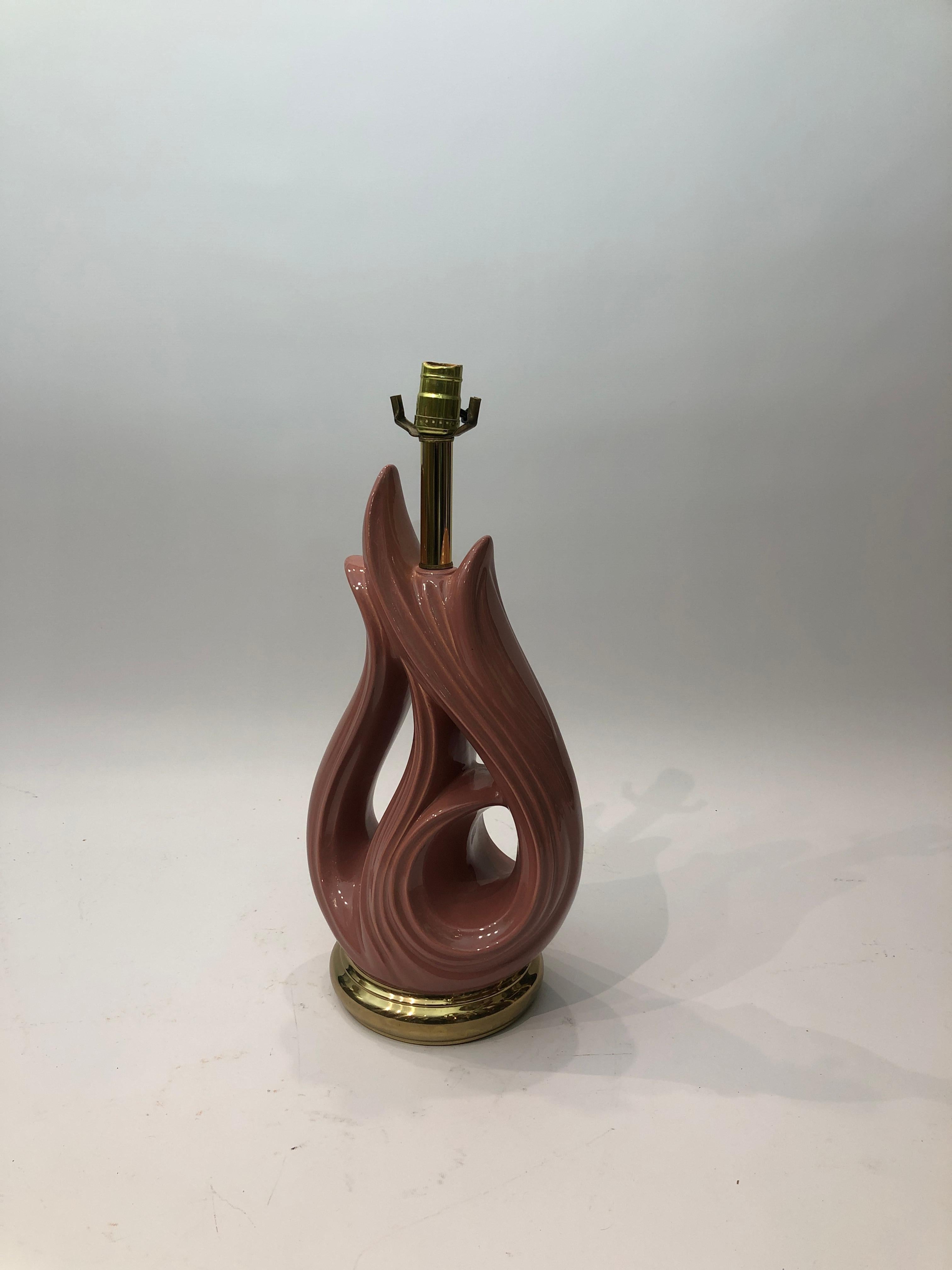 Lámpara de Sobremesa de Latón Cerámica Rosa Polvo 1970s Vintage Mid Century Modern en venta 4