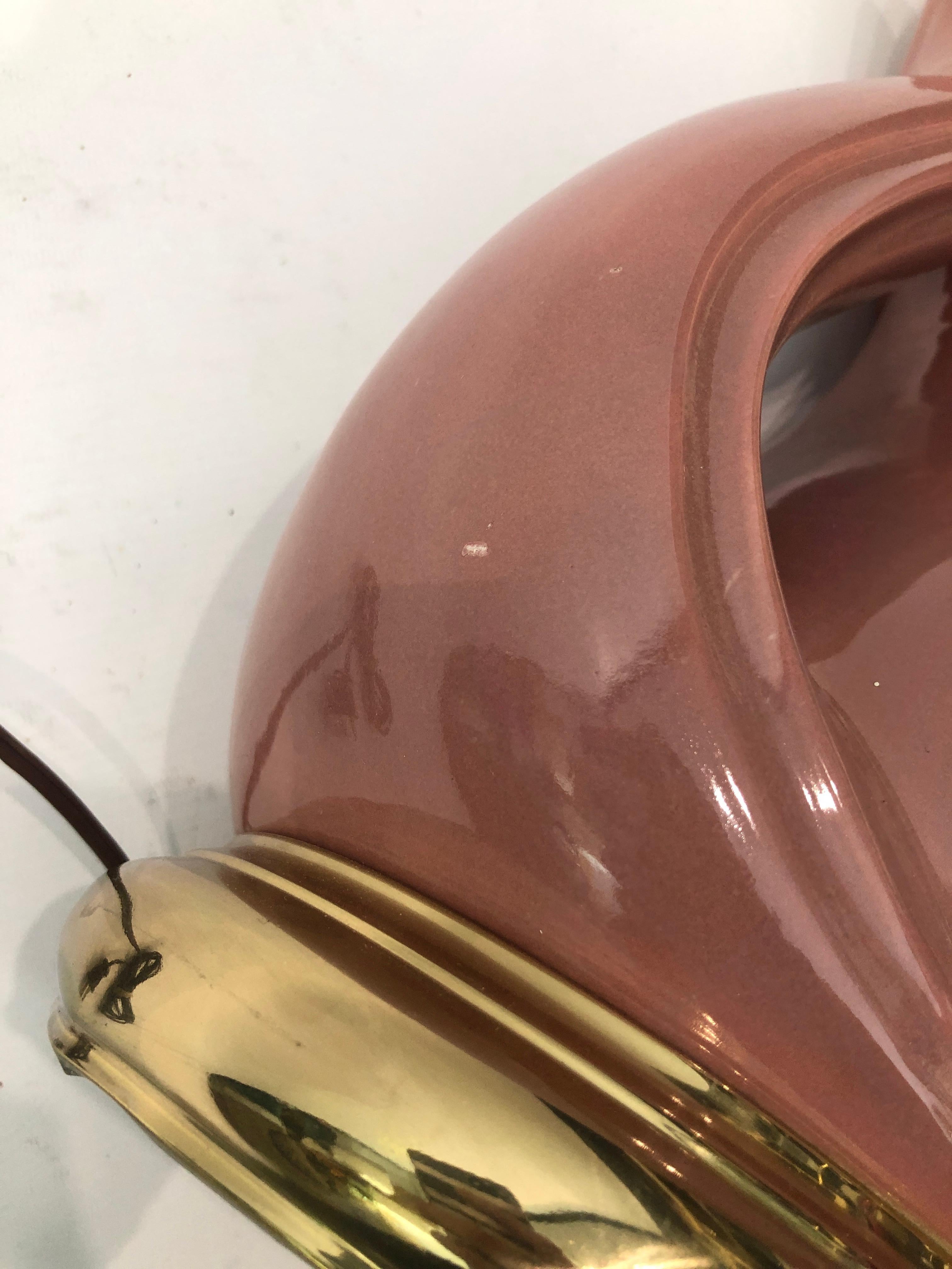 Lámpara de Sobremesa de Latón Cerámica Rosa Polvo 1970s Vintage Mid Century Modern en venta 7