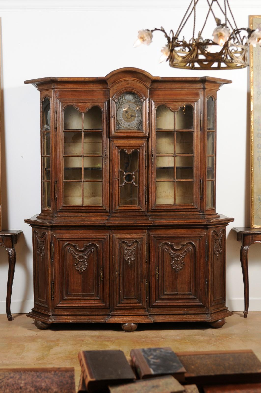 Dutch 1793s Carved Oak Buffet À Deux-Corps with Glass Doors and Pewter Clock For Sale 14