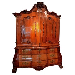  Armoire et commode néo-classique hollandaise en acajou du 18ème siècle