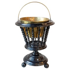 Niederländisch 1840s Ebonized Wood Jardinière mit Messing Liner und gedrehten Spindeln