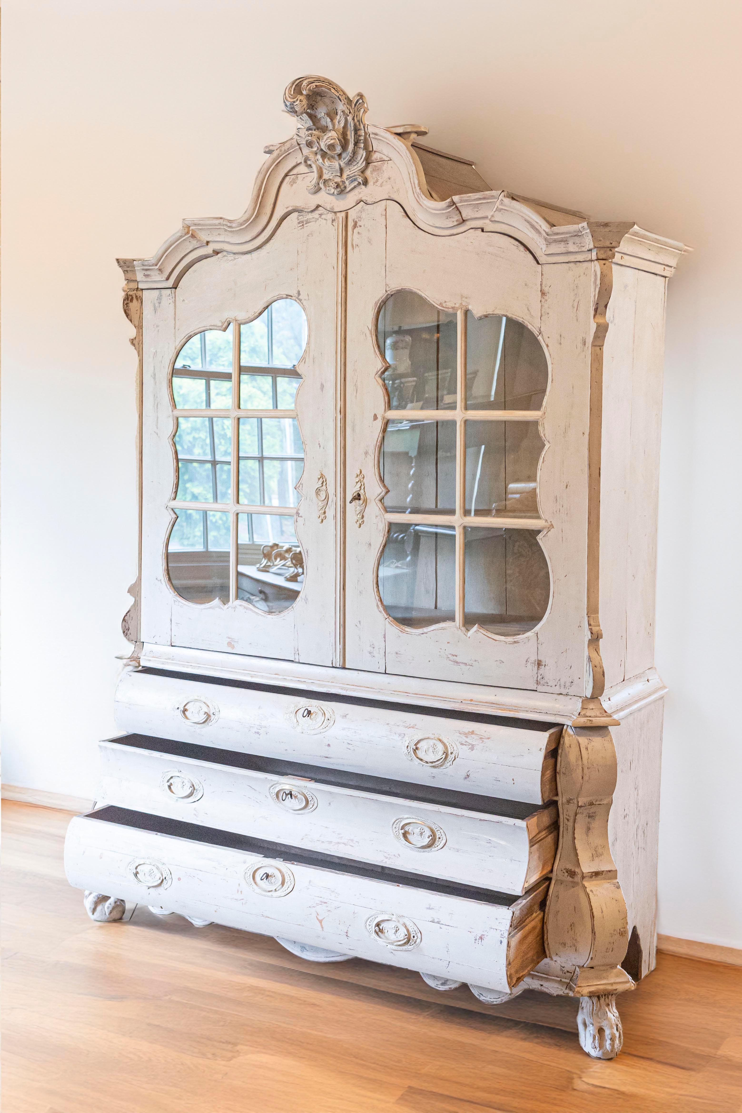 Carved Dutch 1850s Rococo Revival Painted Cabinet with Glass Doors and Bombé Chest For Sale