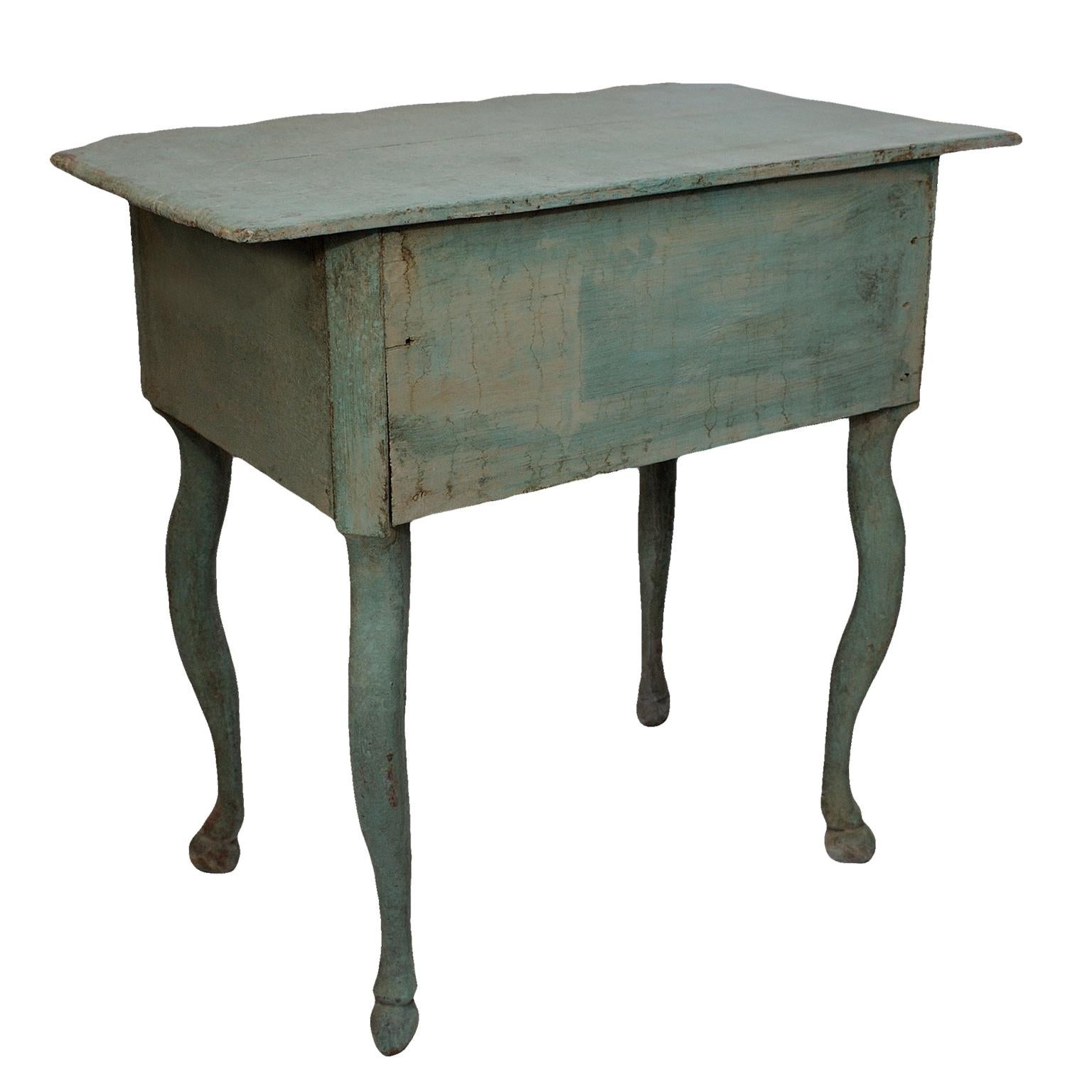 Hand-Painted Dutch 18th Century Serpentine Painted Side Table, circa 1760 For Sale